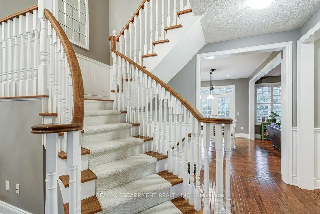 Photo 9 of 47 Wimberly Avenue, Hamilton, Waterdown — HOMEH