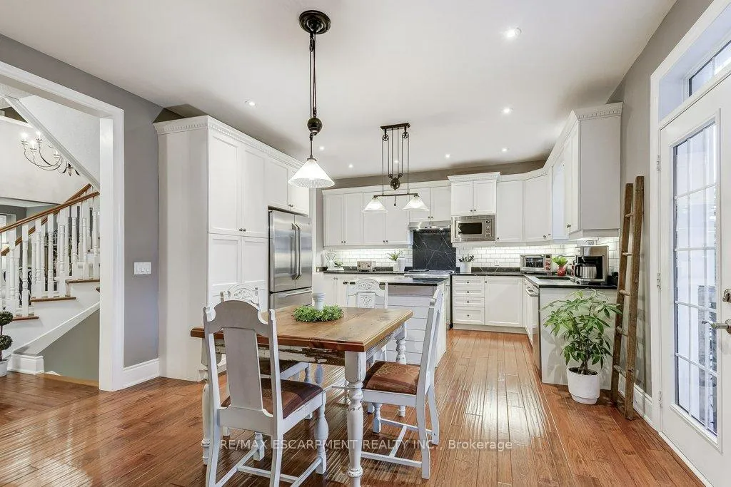 Photo 15 of 47 Wimberly Avenue, Hamilton, Waterdown — HOMEH