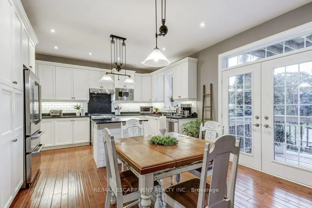 Photo 18 of 47 Wimberly Avenue, Hamilton, Waterdown — HOMEH