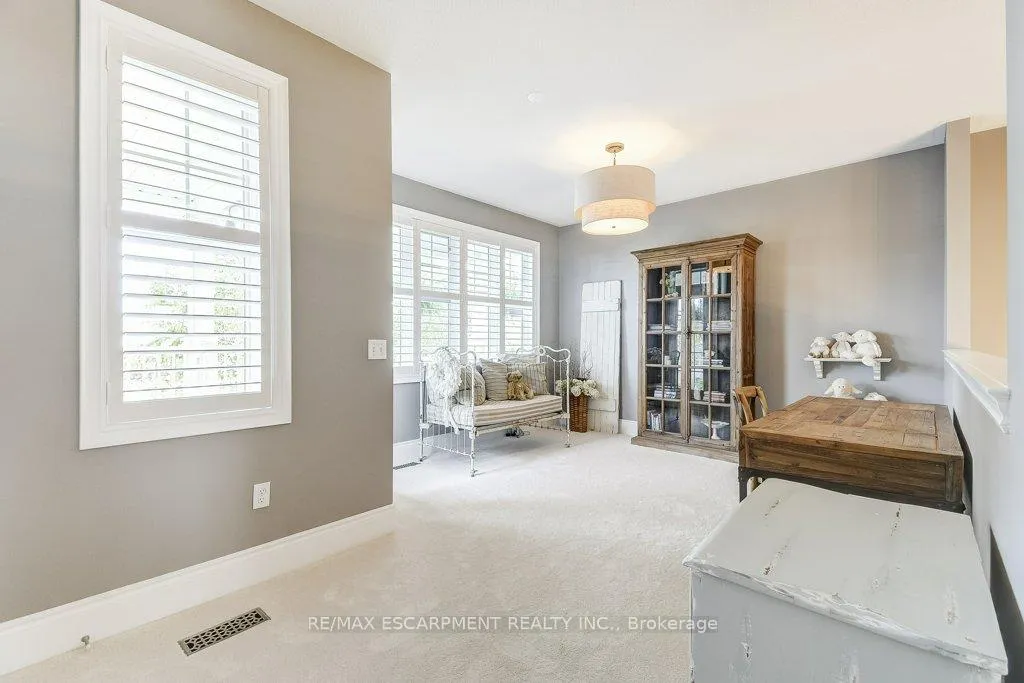 Photo 21 of 47 Wimberly Avenue, Hamilton, Waterdown — HOMEH
