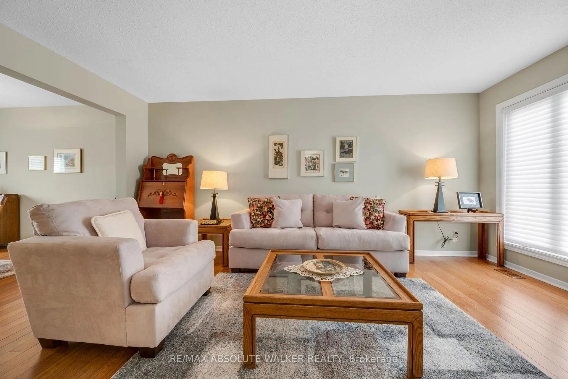 Photo 6 of 381 Princess Louise Drive, Ottawa, Fallingbrook/Ridgemount — HOMEH