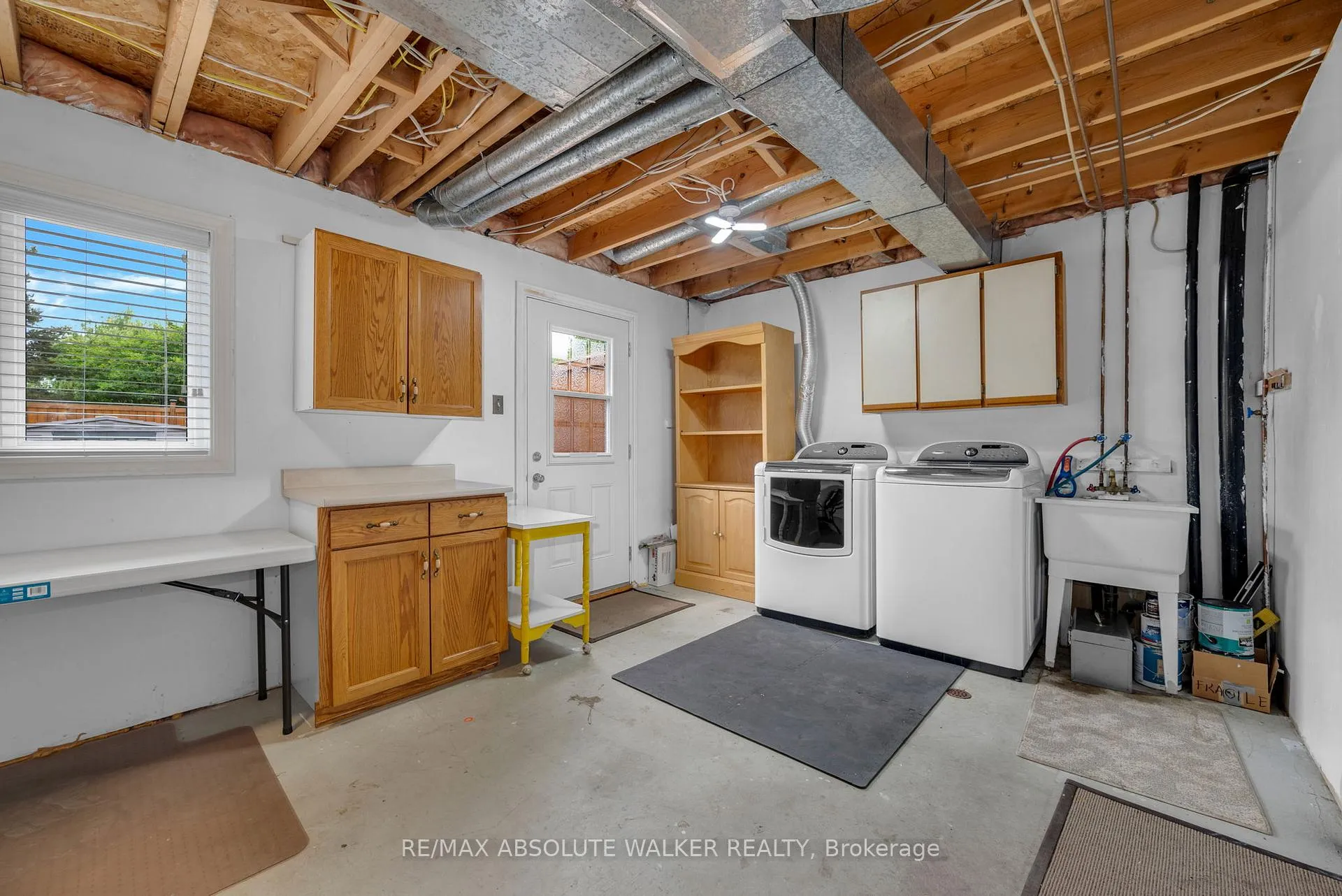 Photo 21 of 381 Princess Louise Drive, Ottawa, Fallingbrook/Ridgemount — HOMEH