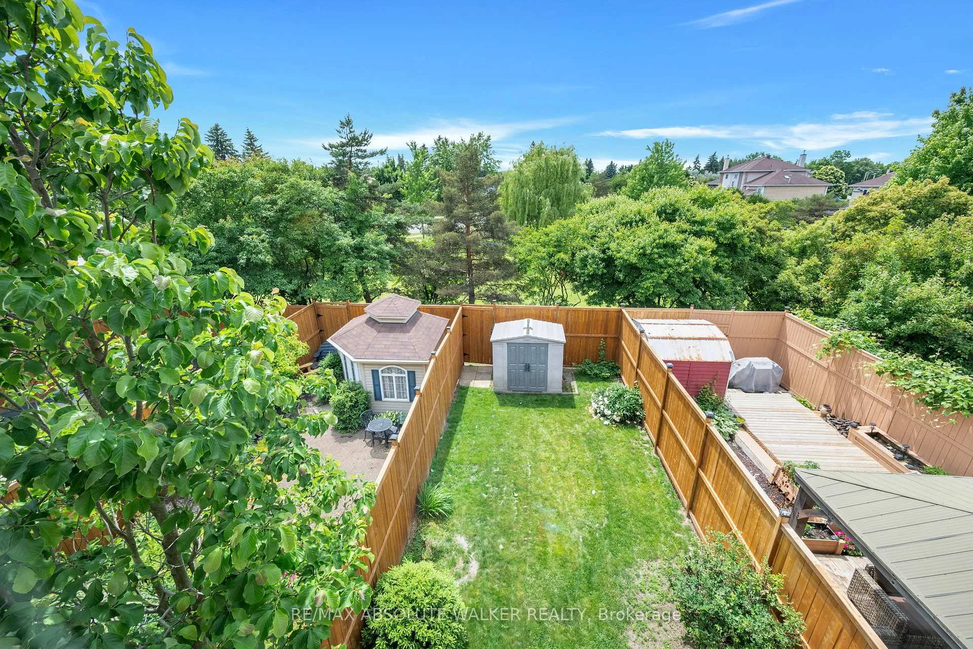 Photo 22 of 381 Princess Louise Drive, Ottawa, Fallingbrook/Ridgemount — HOMEH