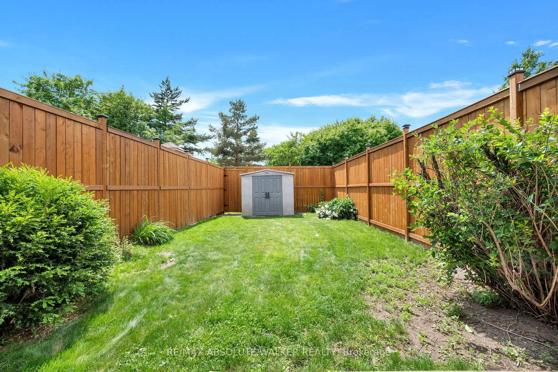 Photo 23 of 381 Princess Louise Drive, Ottawa, Fallingbrook/Ridgemount — HOMEH