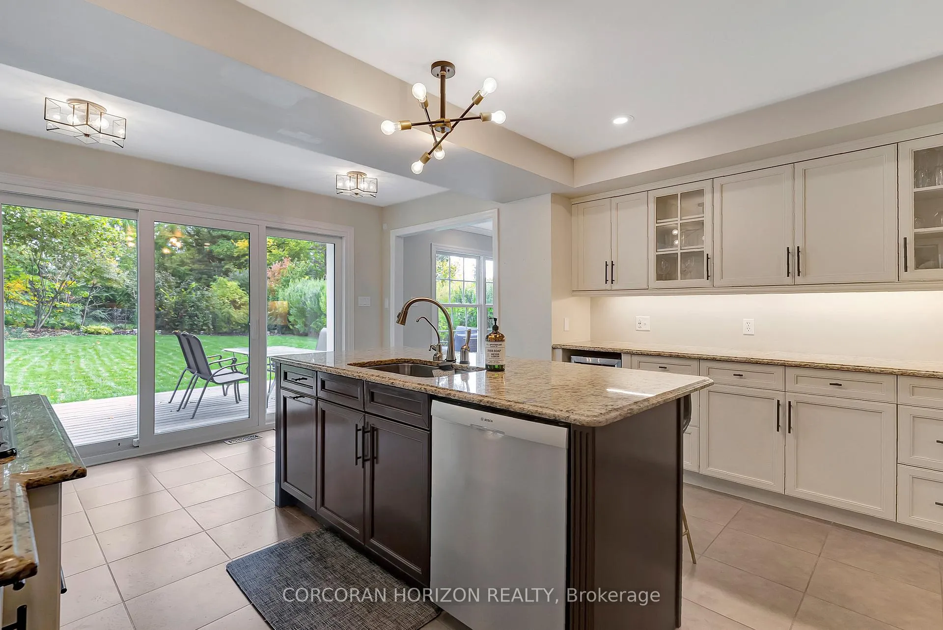 Photo 12 of 806 Westmount Road, Kitchener — HOMEH