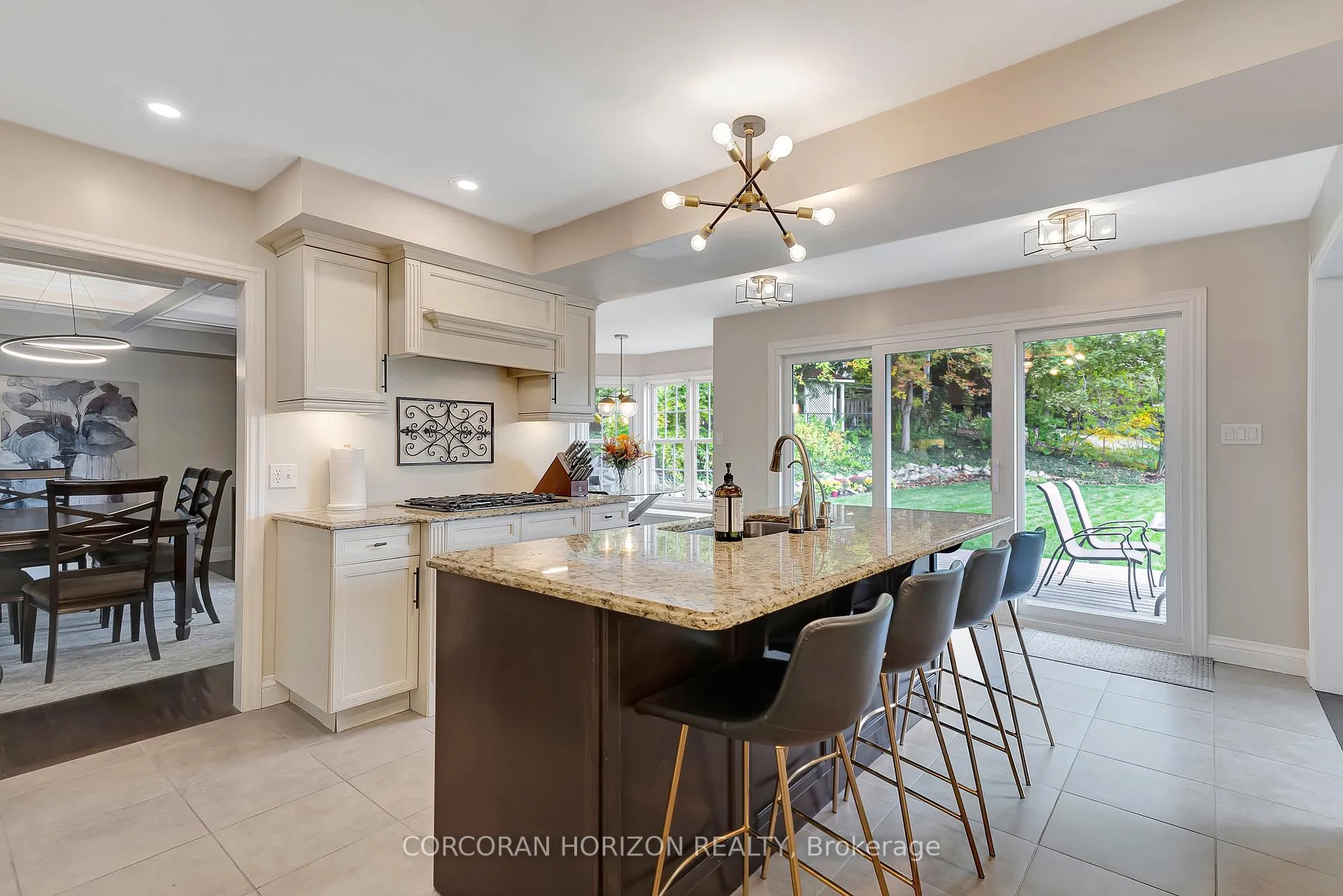 Photo 14 of 806 Westmount Road, Kitchener — HOMEH