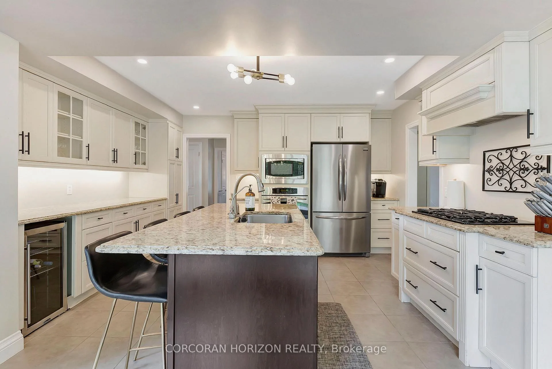 Photo 15 of 806 Westmount Road, Kitchener — HOMEH