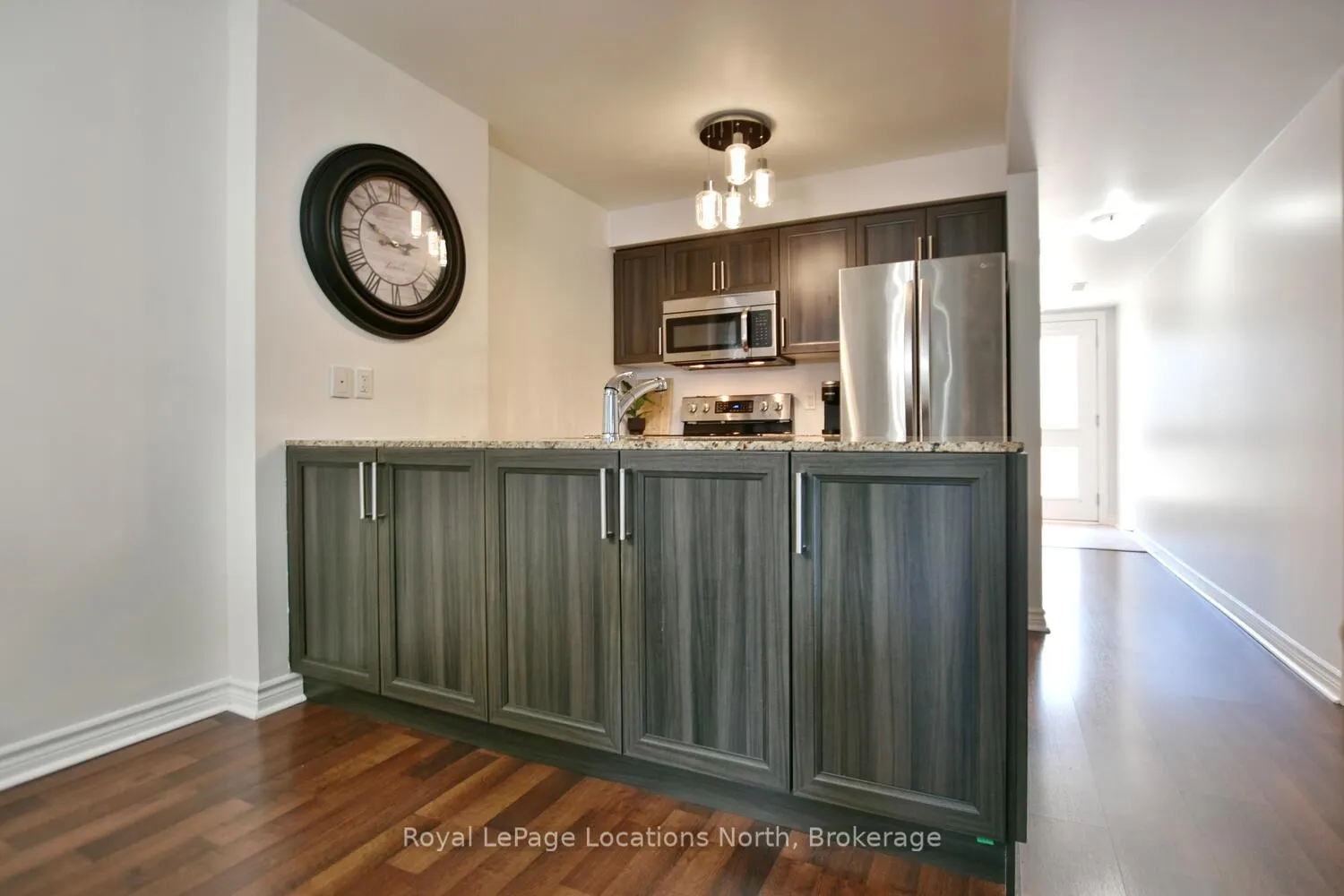 Photo 11 of Unit 102, 1 Brandy Lane Drive, Collingwood — HOMEH