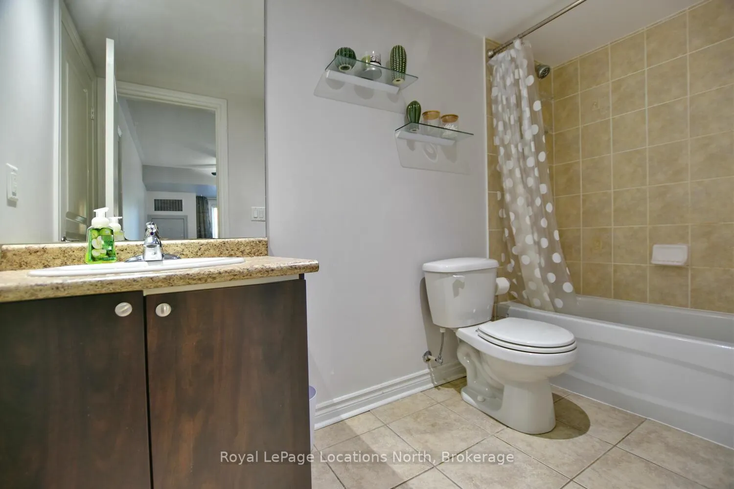 Photo 32 of Unit 102, 1 Brandy Lane Drive, Collingwood — HOMEH