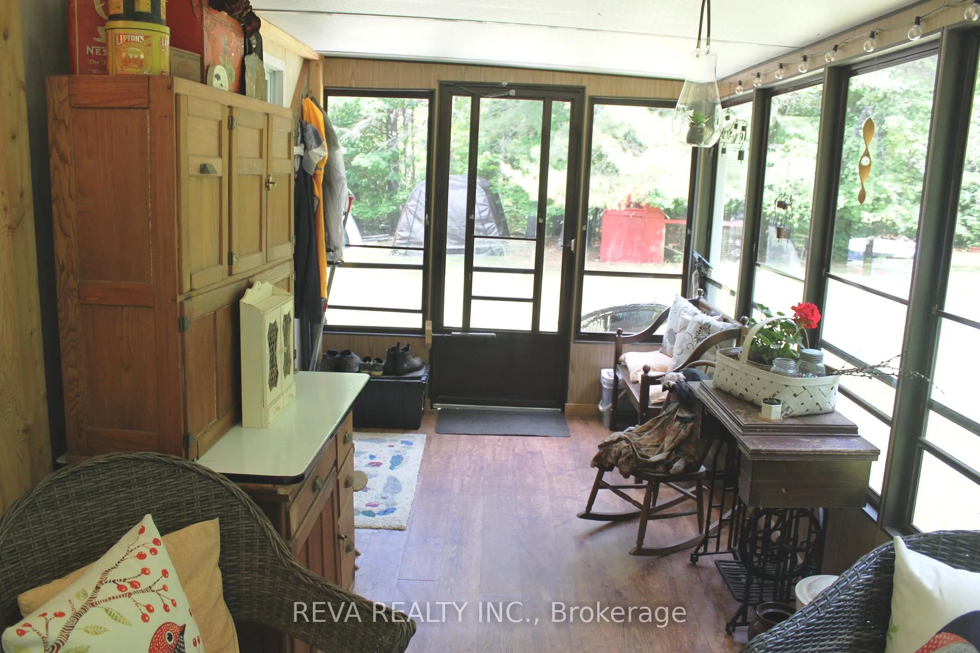 Photo 4 of 98 McLean Road, Hastings Highlands, Monteagle Ward — HOMEH