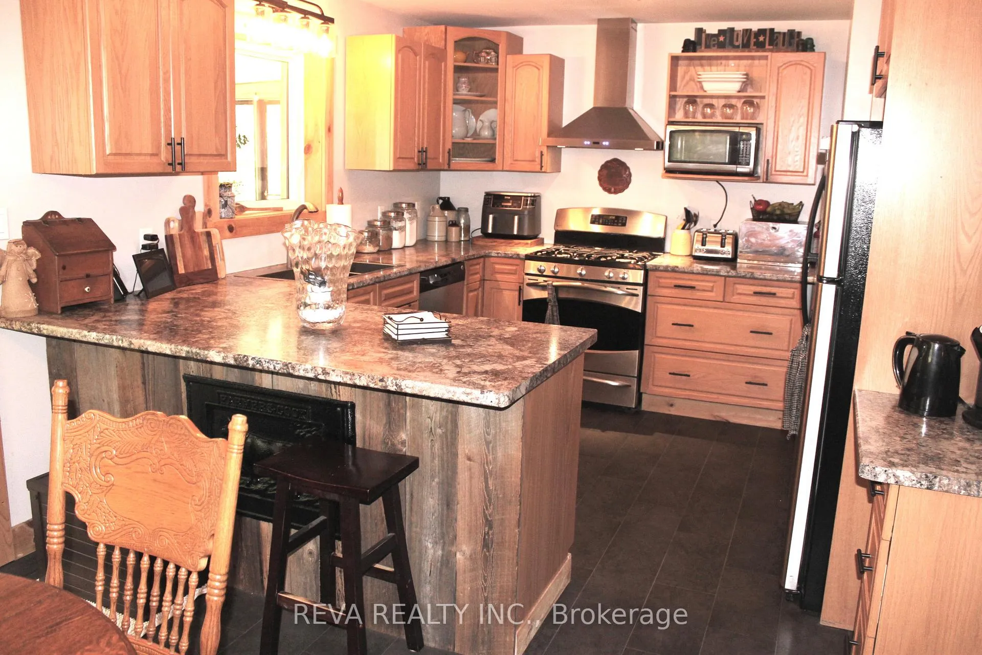 Photo 8 of 98 McLean Road, Hastings Highlands, Monteagle Ward — HOMEH