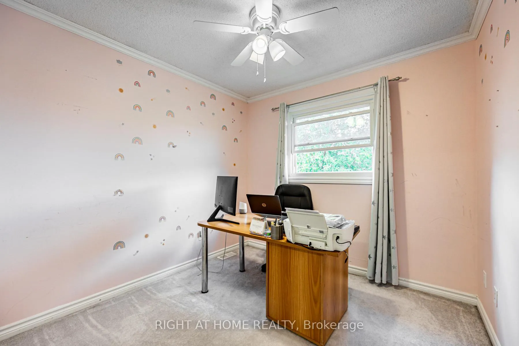 Photo 17 of 16 Hartsfield Drive, Clarington, Courtice — HOMEH