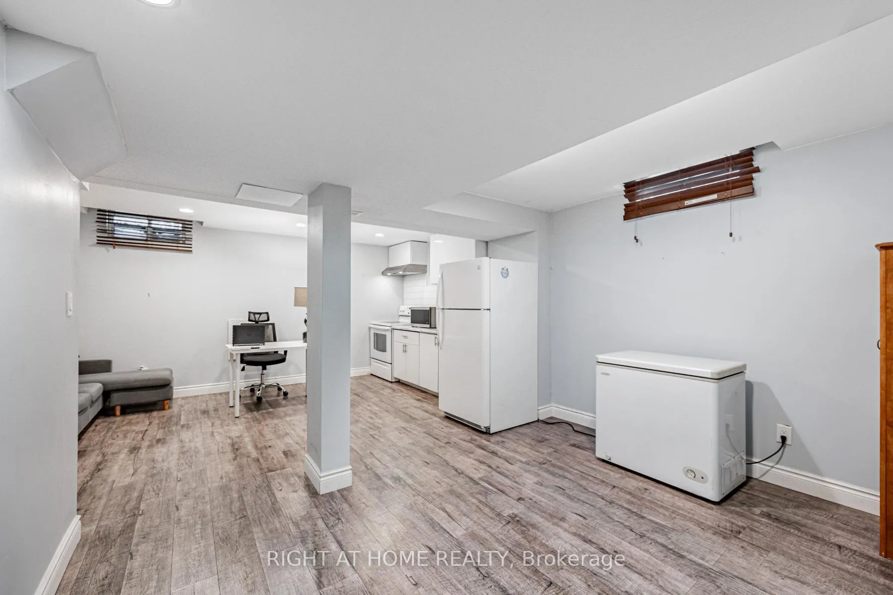 Photo 22 of 16 Hartsfield Drive, Clarington, Courtice — HOMEH