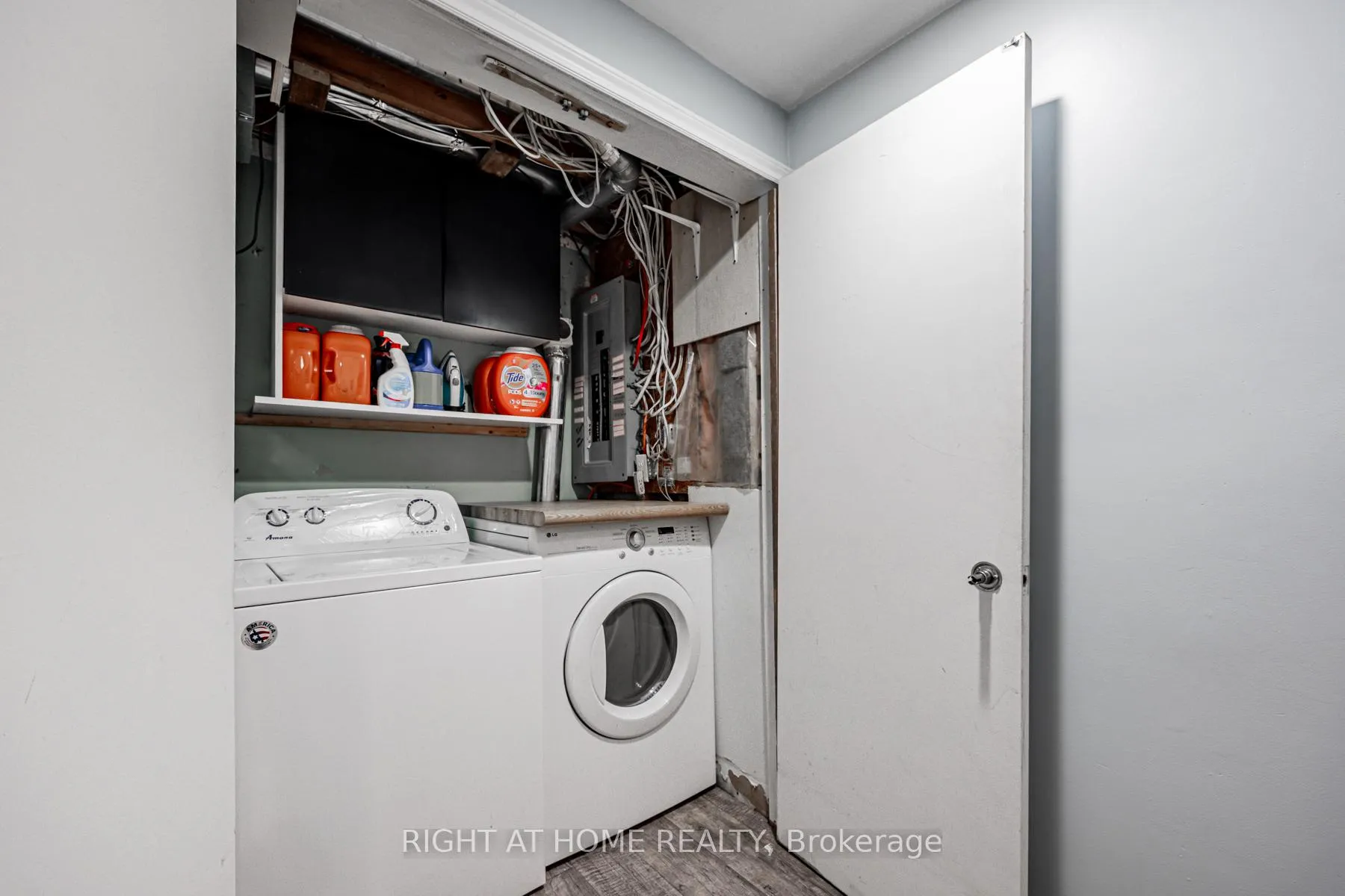 Photo 26 of 16 Hartsfield Drive, Clarington, Courtice — HOMEH