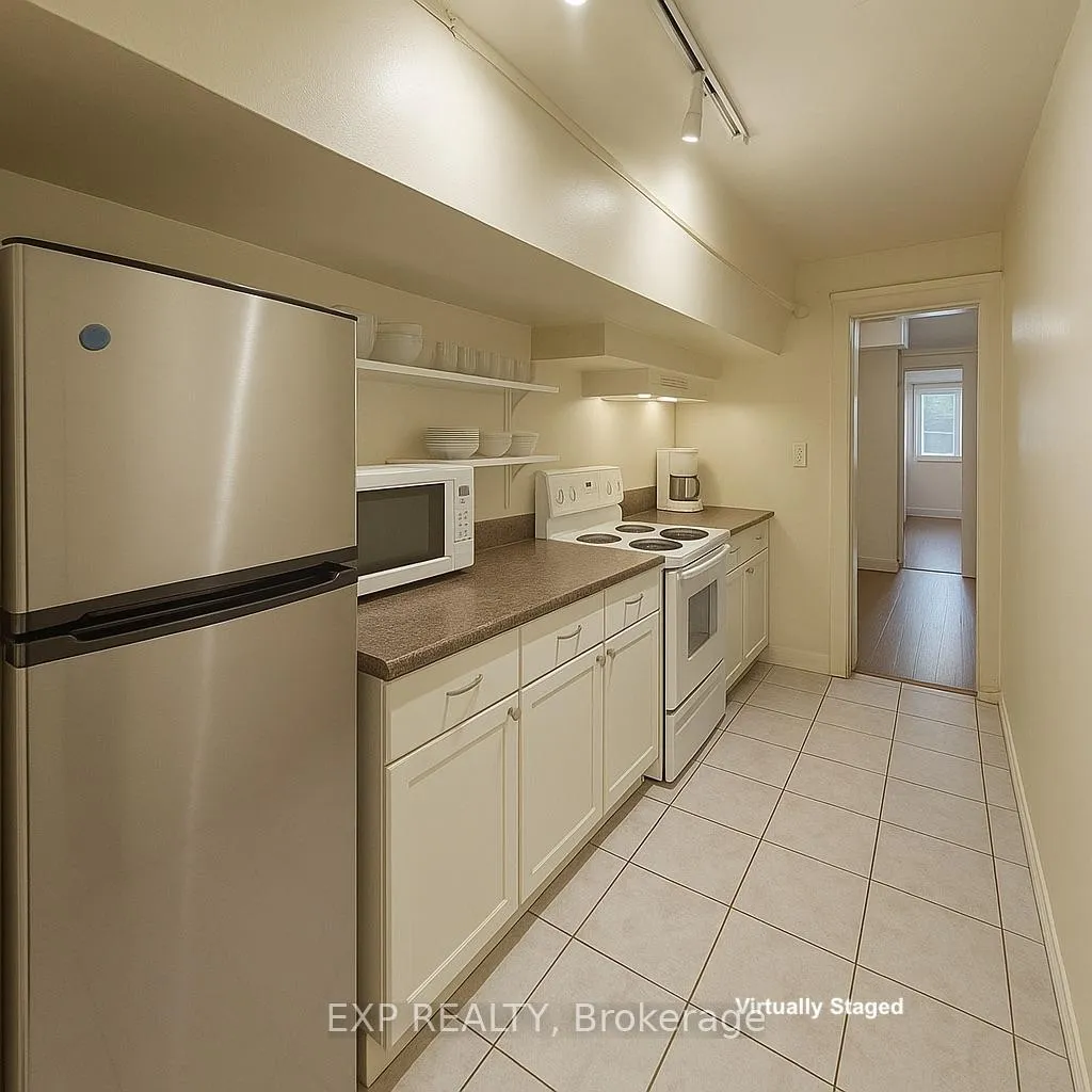 Photo 8 of 959 Main Street E, Hamilton, Stipley — HOMEH