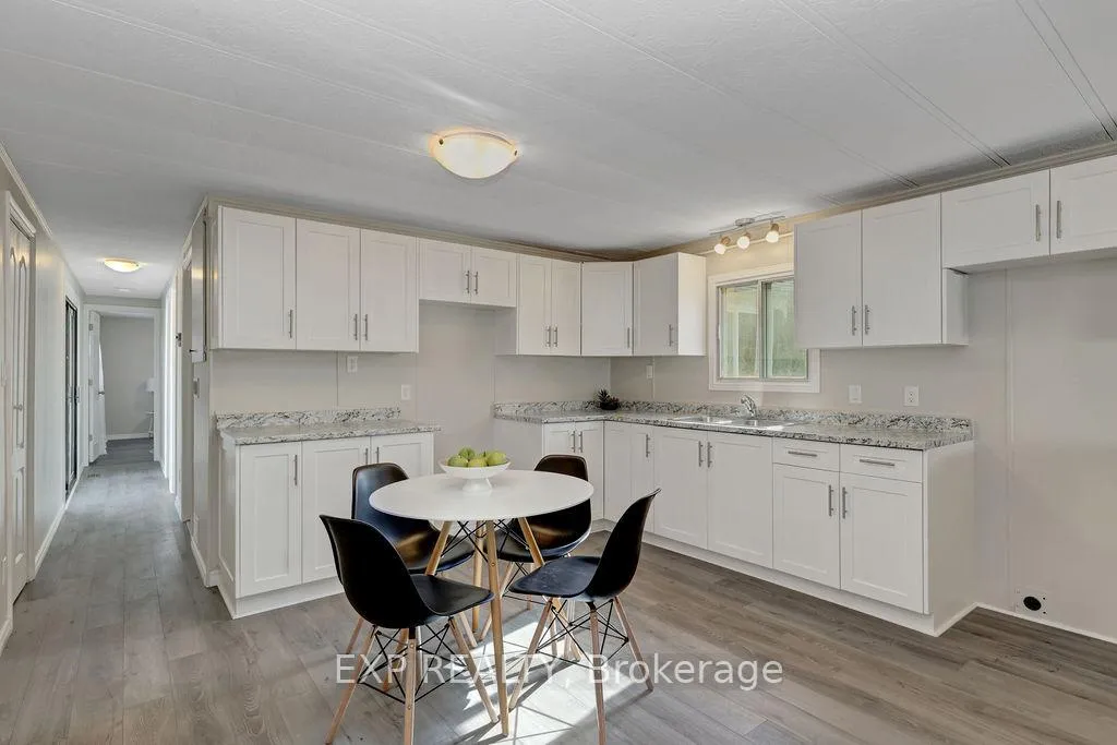 Photo 4 of 1027 Vista Barrett, Ottawa, Greely — HOMEH