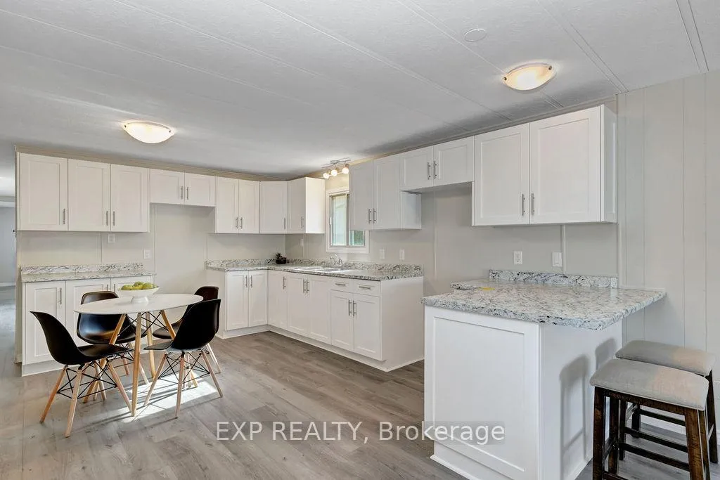Photo 9 of 1027 Vista Barrett, Ottawa, Greely — HOMEH