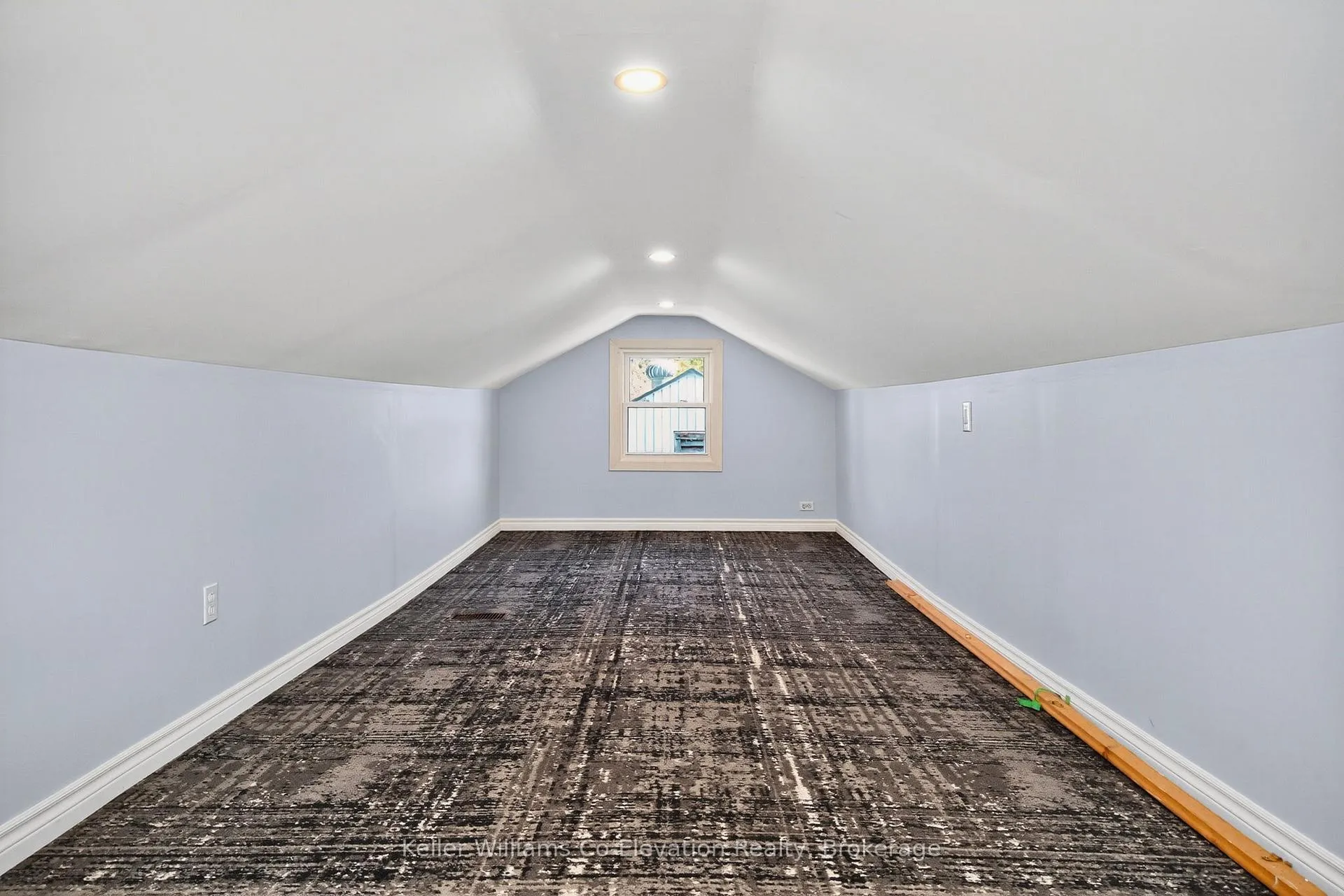 Photo 16 of 268 Elizabeth Street, Midland — HOMEH