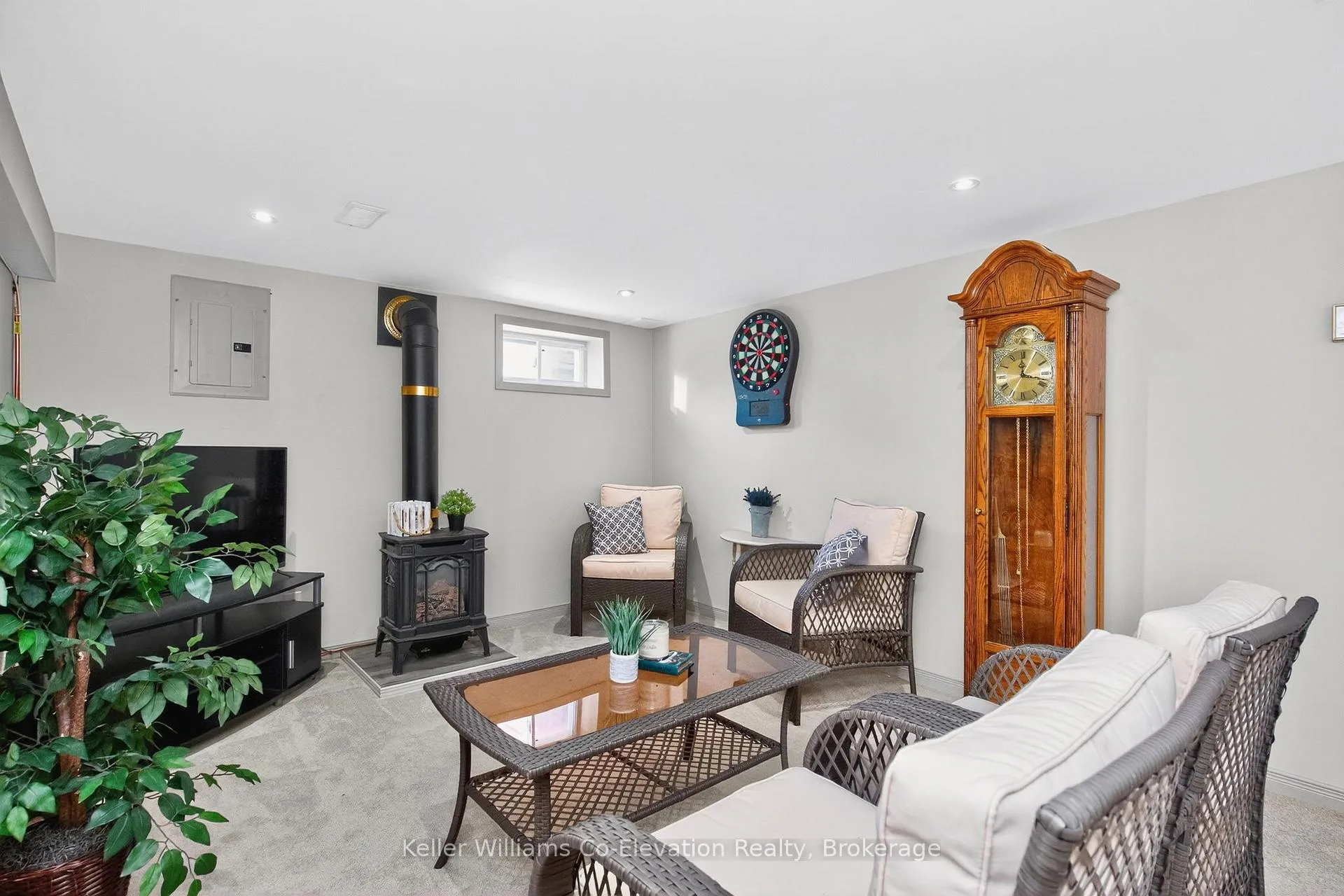 Photo 18 of 268 Elizabeth Street, Midland — HOMEH