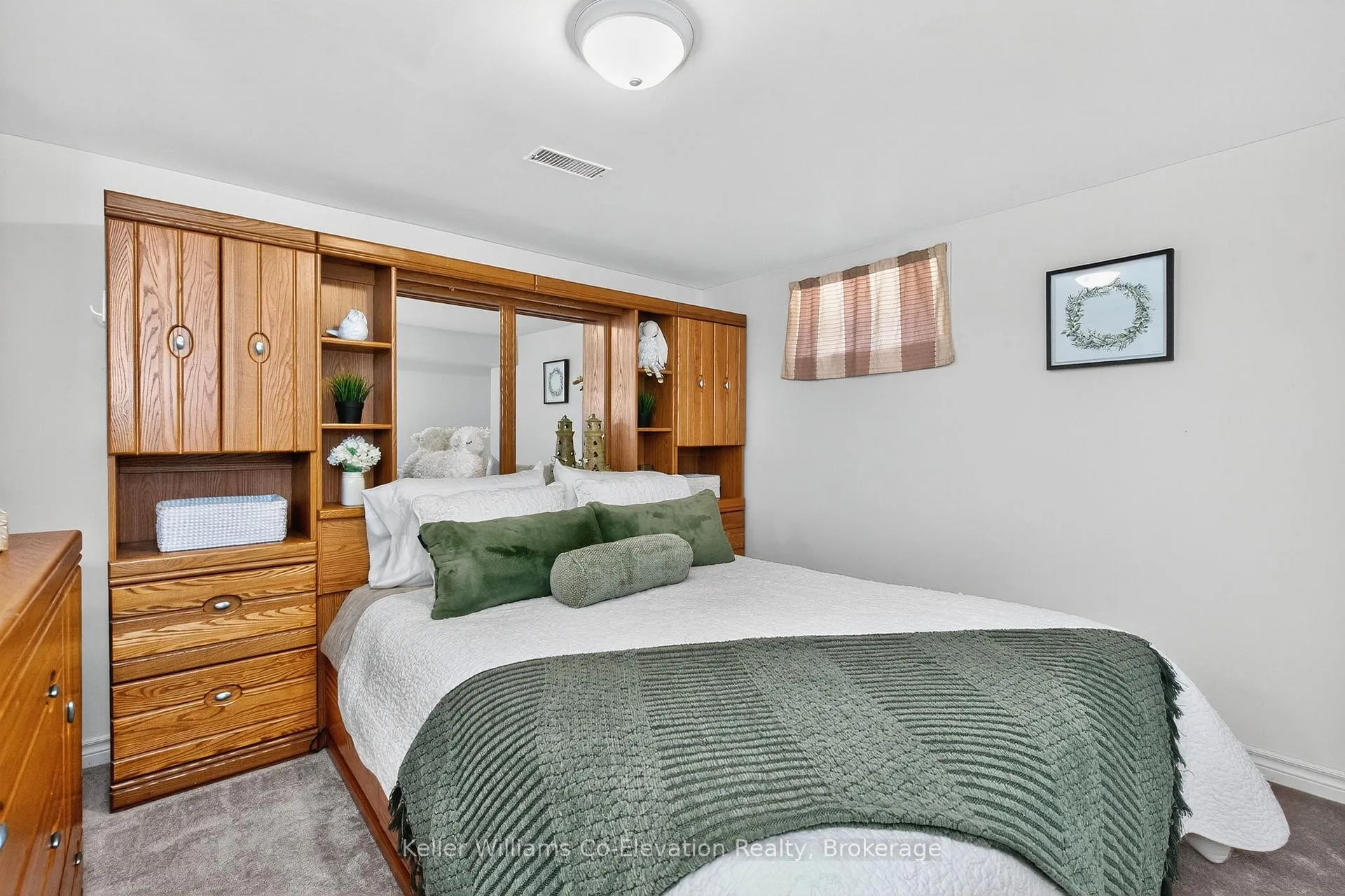 Photo 21 of 268 Elizabeth Street, Midland — HOMEH