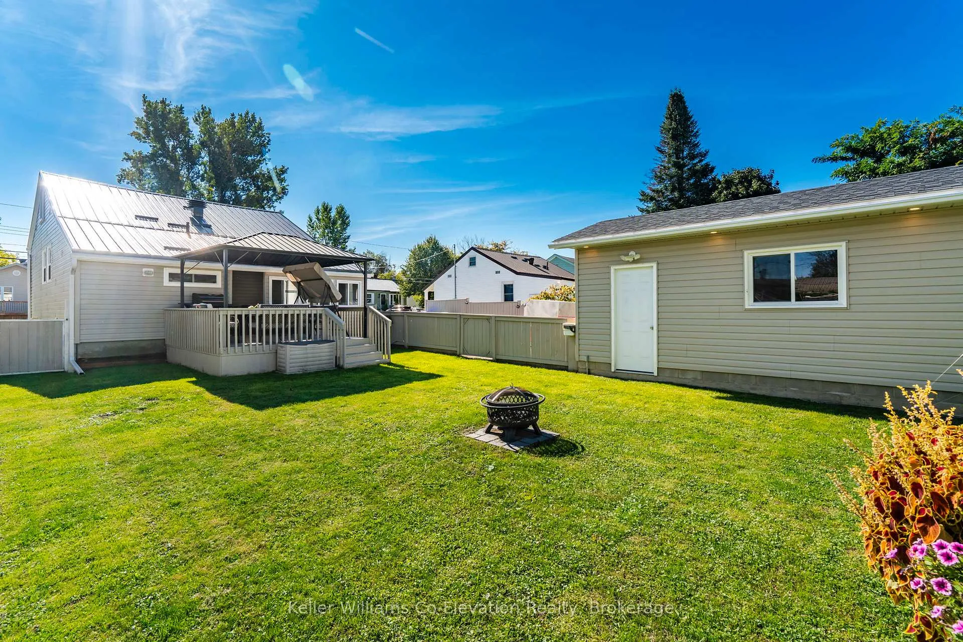 Photo 31 of 268 Elizabeth Street, Midland — HOMEH