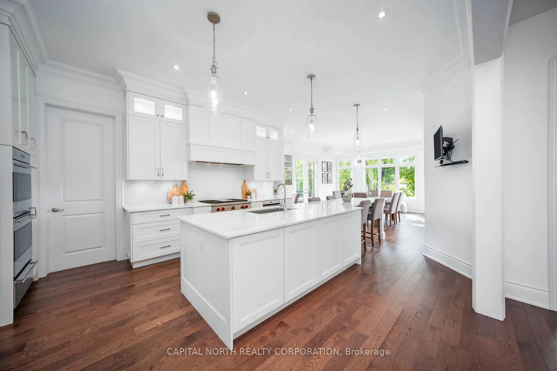 Photo 8 of 8 Kinghorn Road, King, King City — HOMEH