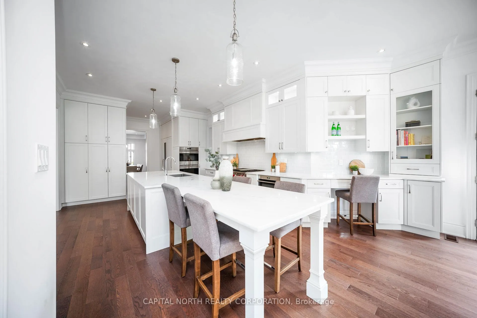Photo 10 of 8 Kinghorn Road, King, King City — HOMEH