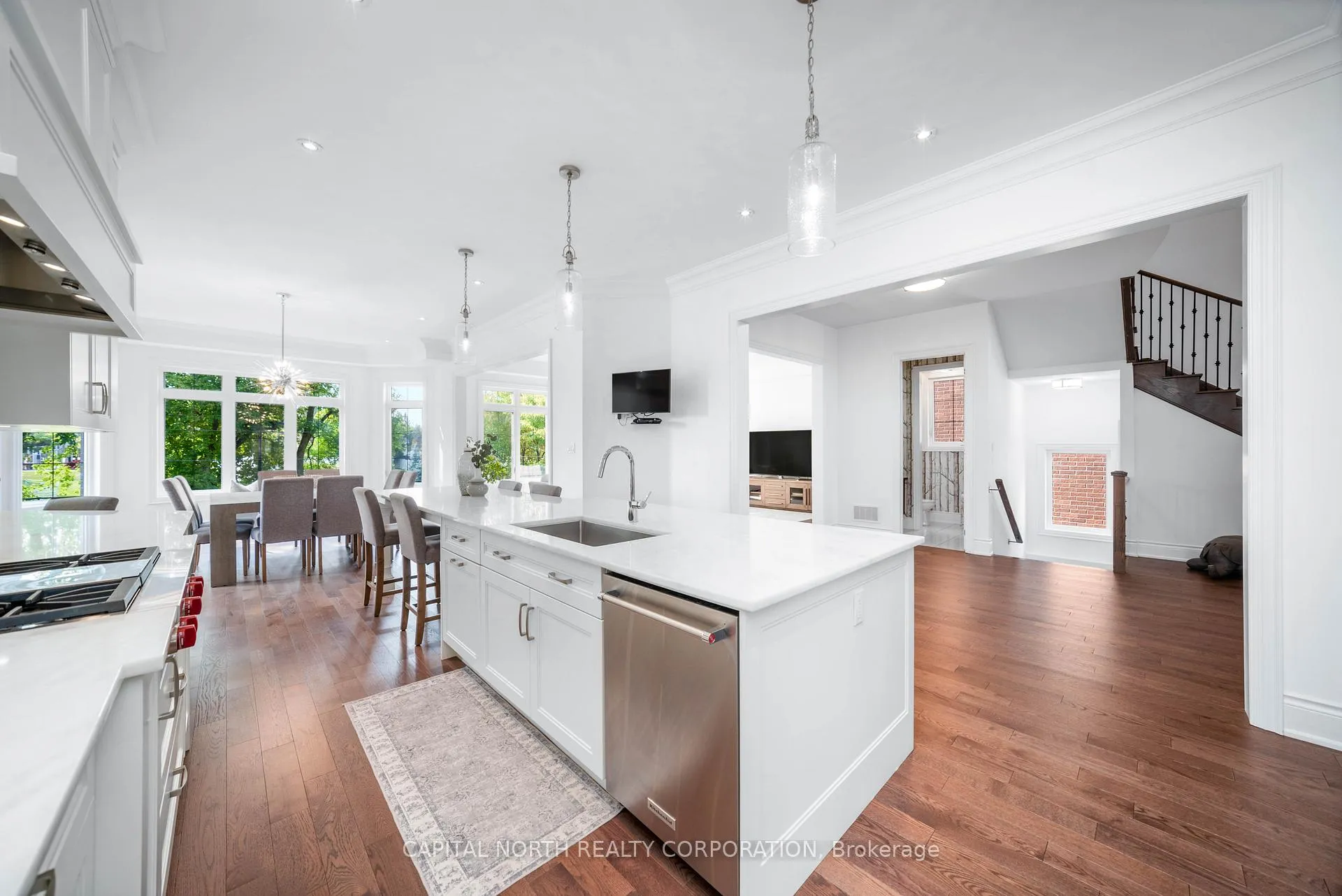 Photo 12 of 8 Kinghorn Road, King, King City — HOMEH