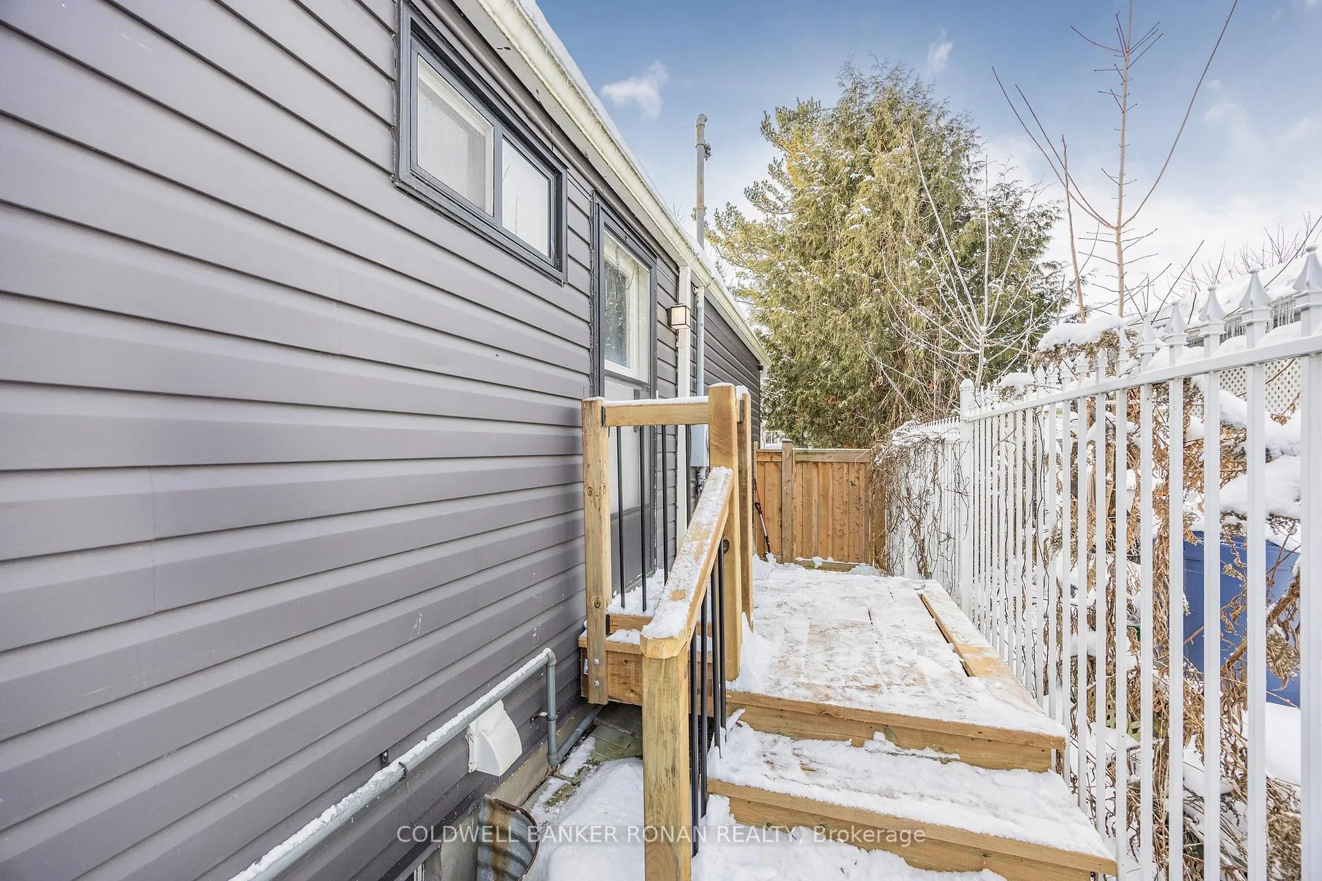 Photo 41 of 100 Queen Street N, New Tecumseth, Tottenham — HOMEH