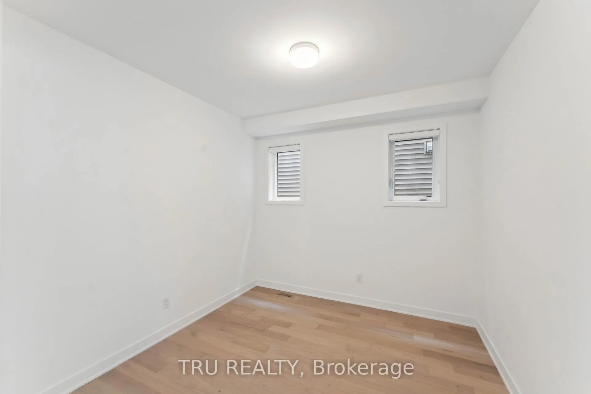 Photo 7 of 815 Snap Hook Crescent, Ottawa, Barrhaven - Half Moon Bay — HOMEH