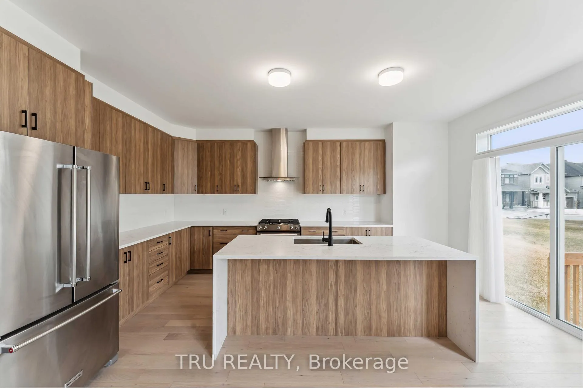 Photo 13 of 815 Snap Hook Crescent, Ottawa, Barrhaven - Half Moon Bay — HOMEH
