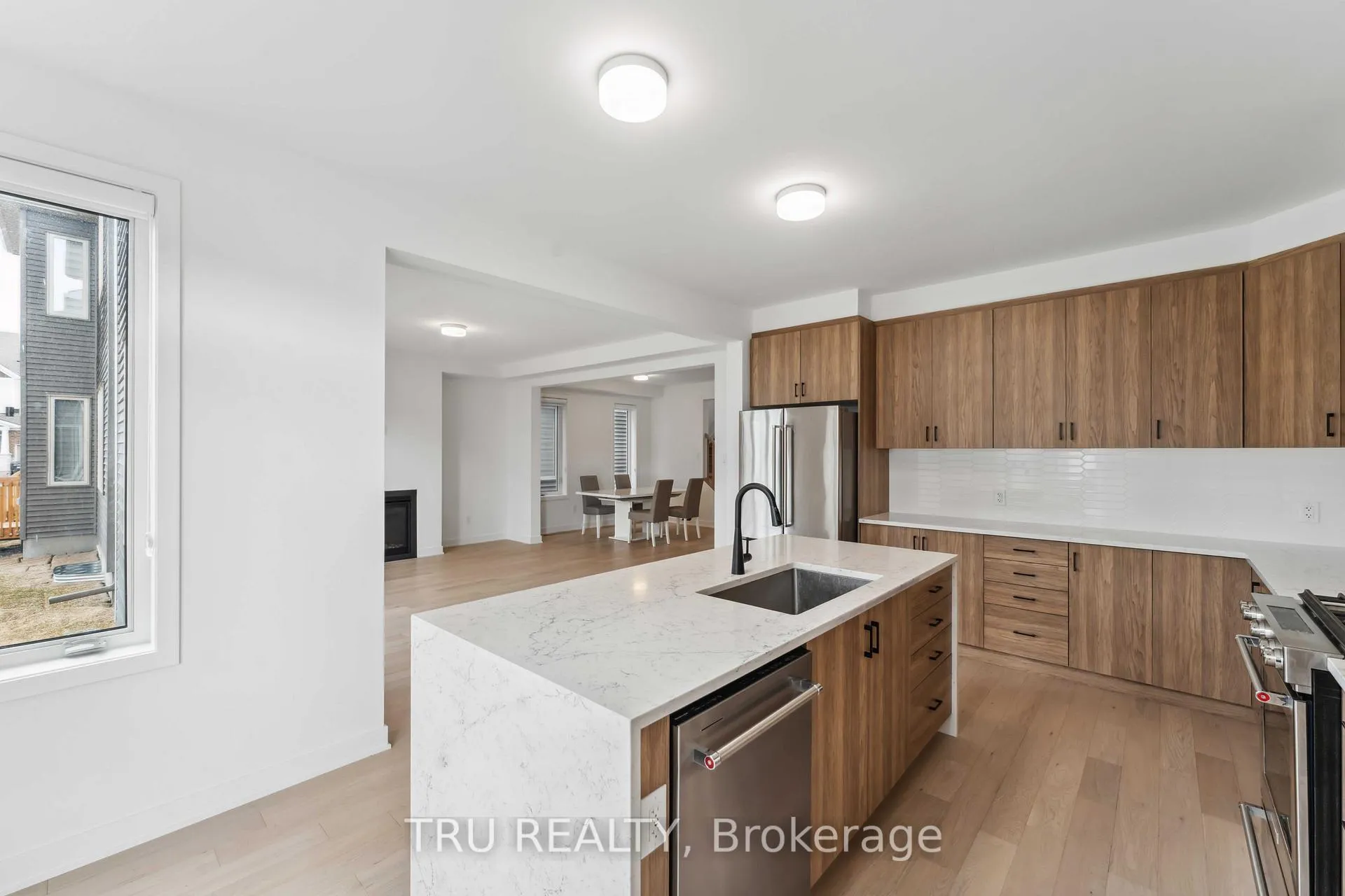 Photo 16 of 815 Snap Hook Crescent, Ottawa, Barrhaven - Half Moon Bay — HOMEH