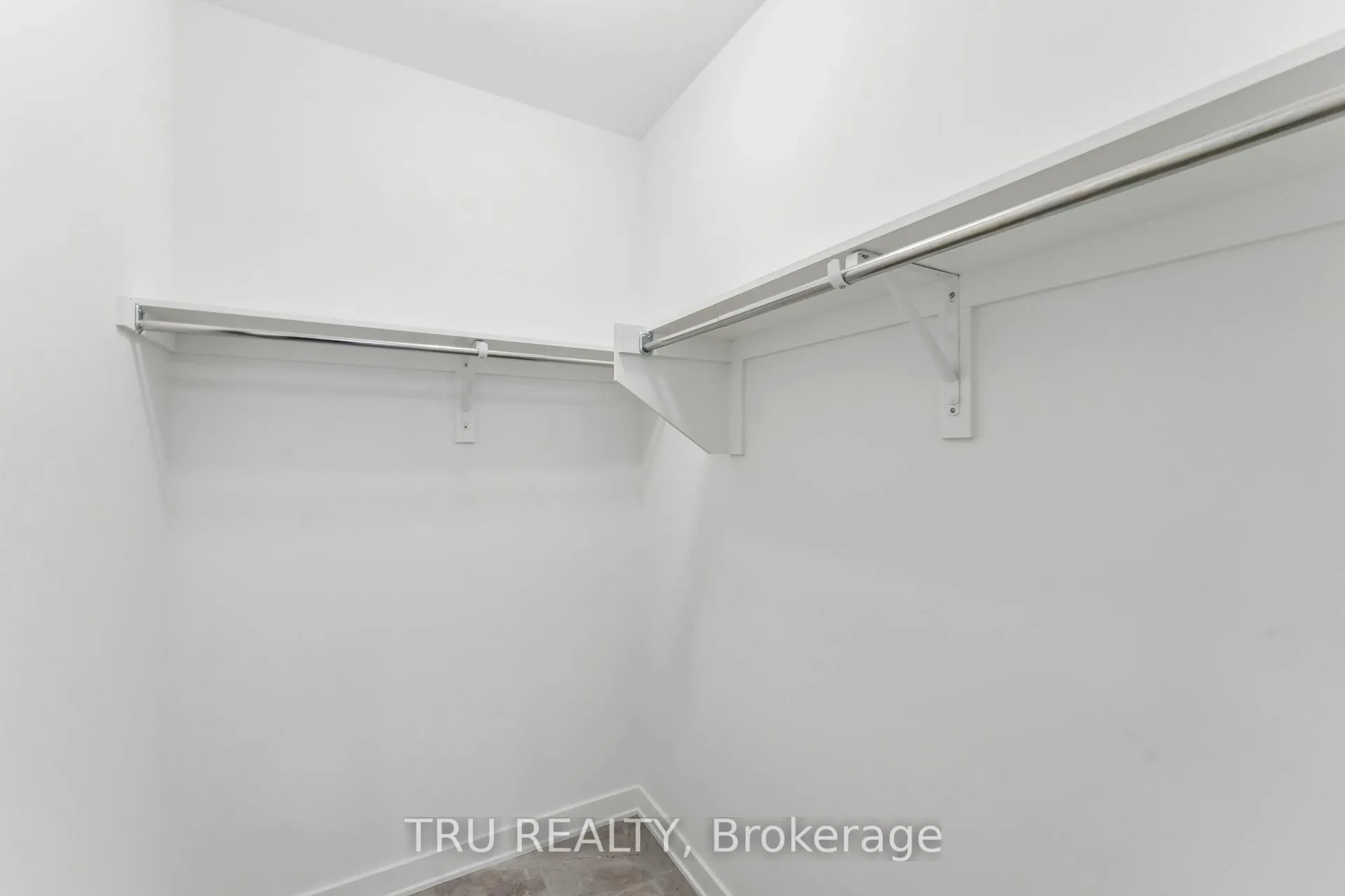 Photo 19 of 815 Snap Hook Crescent, Ottawa, Barrhaven - Half Moon Bay — HOMEH