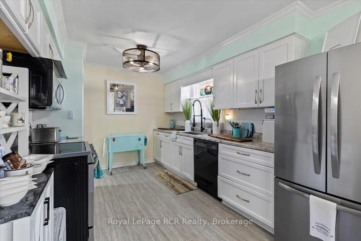 Photo 6 of 594 17th Avenue, Hanover — HOMEH