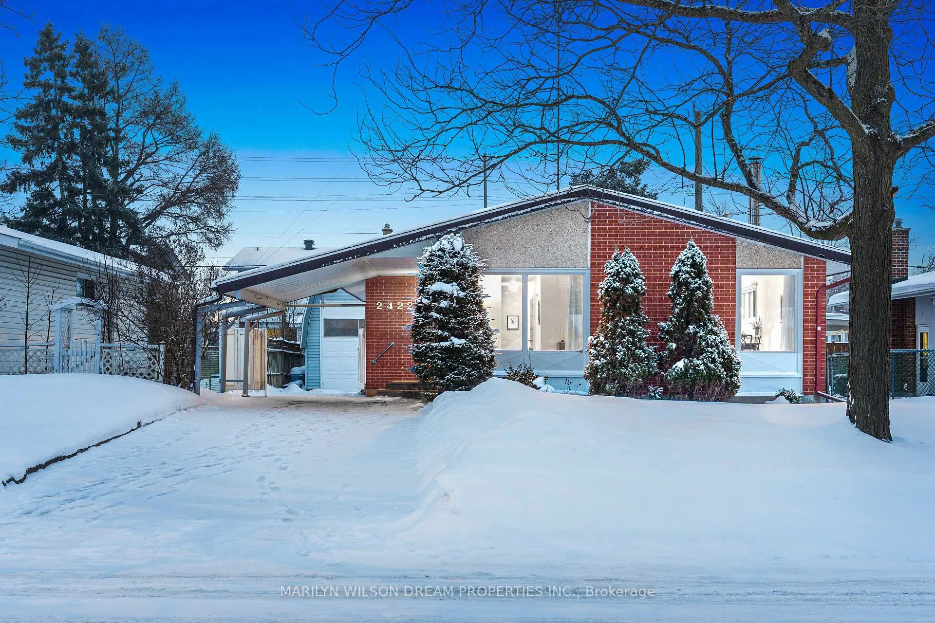 Front of 2422 Magnus Avenue