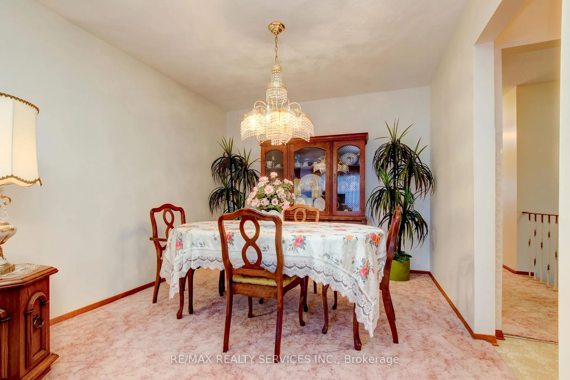 Photo 6 of 42 Mallard Crescent, Brampton, Central Park — HOMEH