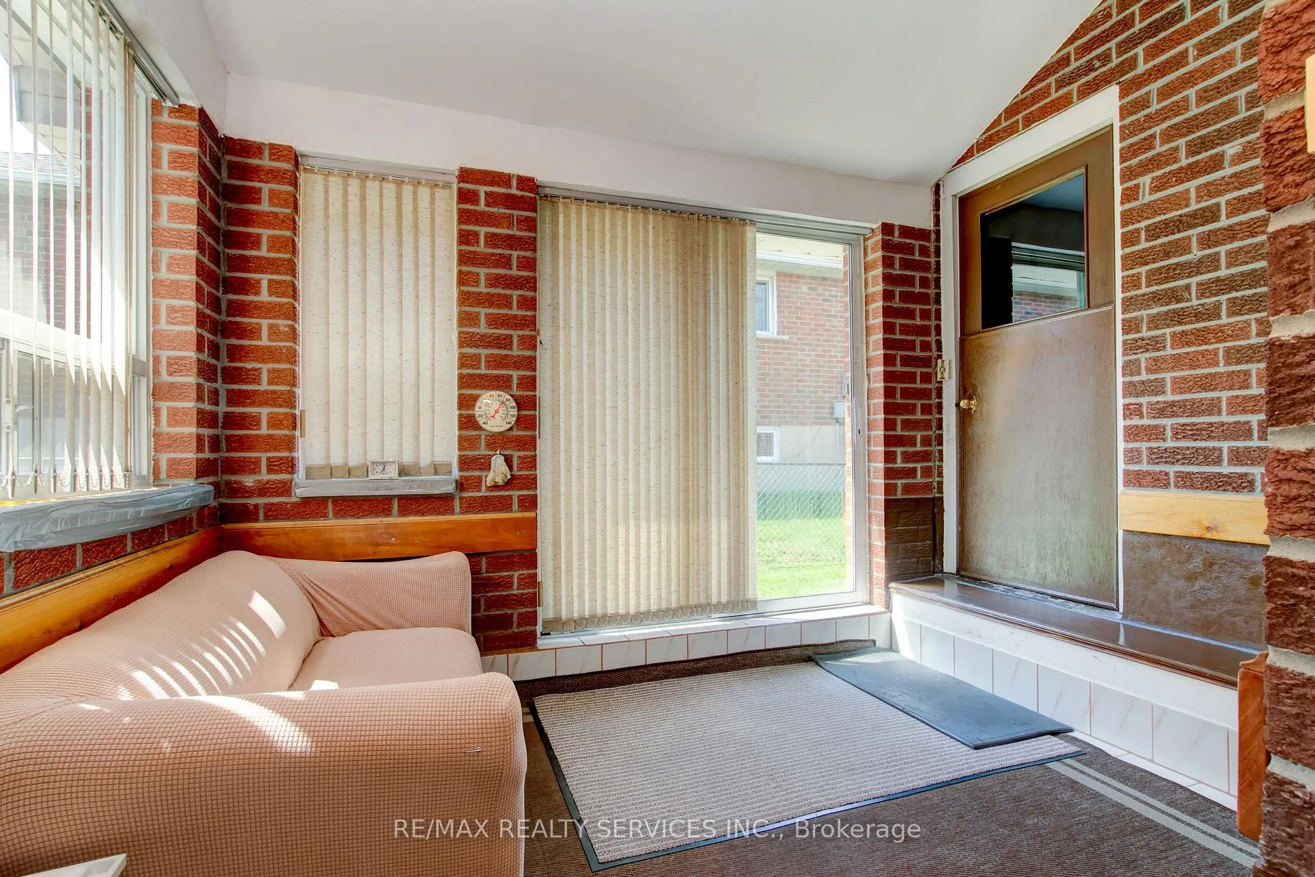 Photo 31 of 42 Mallard Crescent, Brampton, Central Park — HOMEH