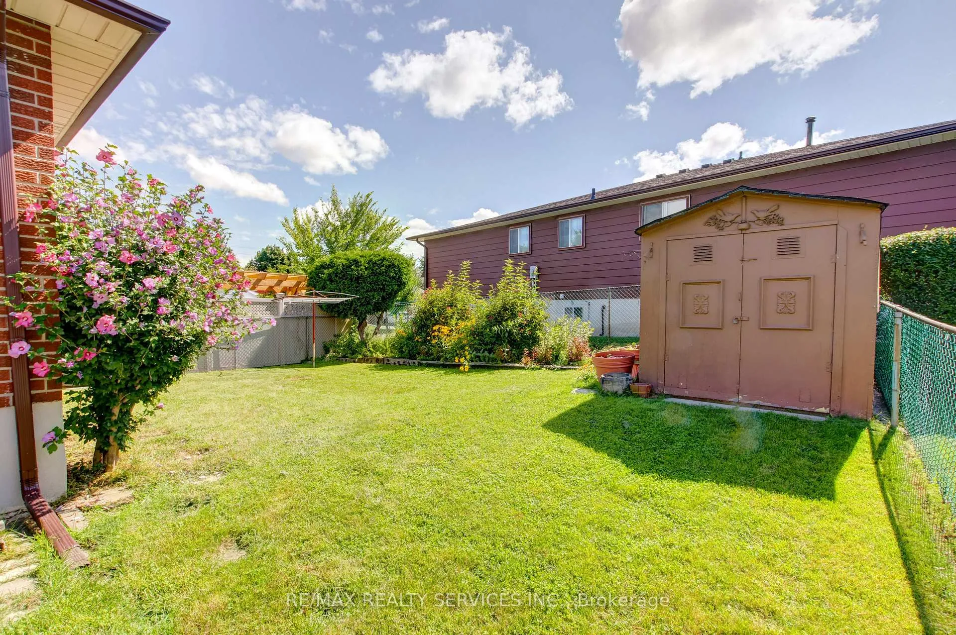 Photo 37 of 42 Mallard Crescent, Brampton, Central Park — HOMEH