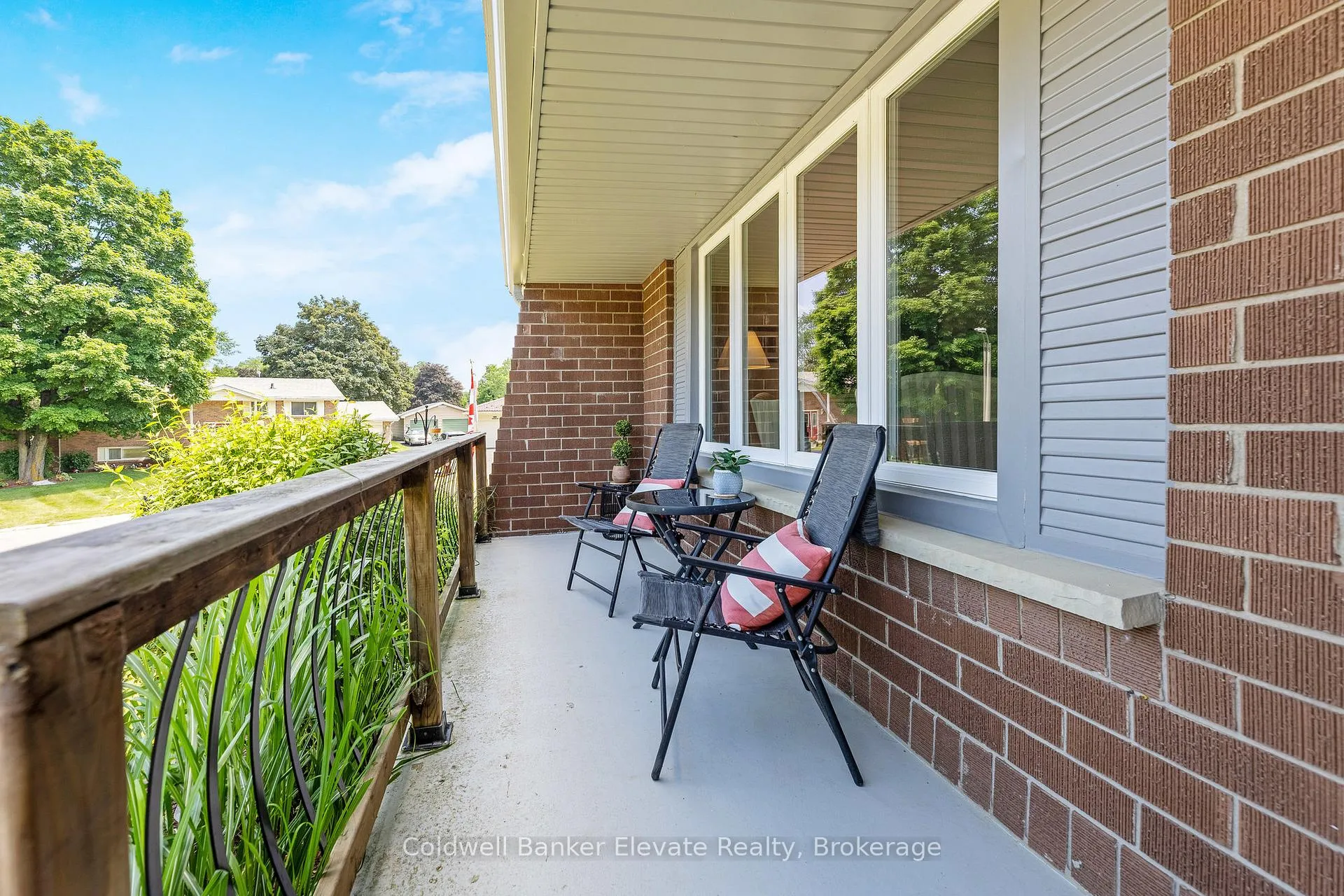 Photo 5 of 10 Gilston Parkway, Brant, Paris — HOMEH