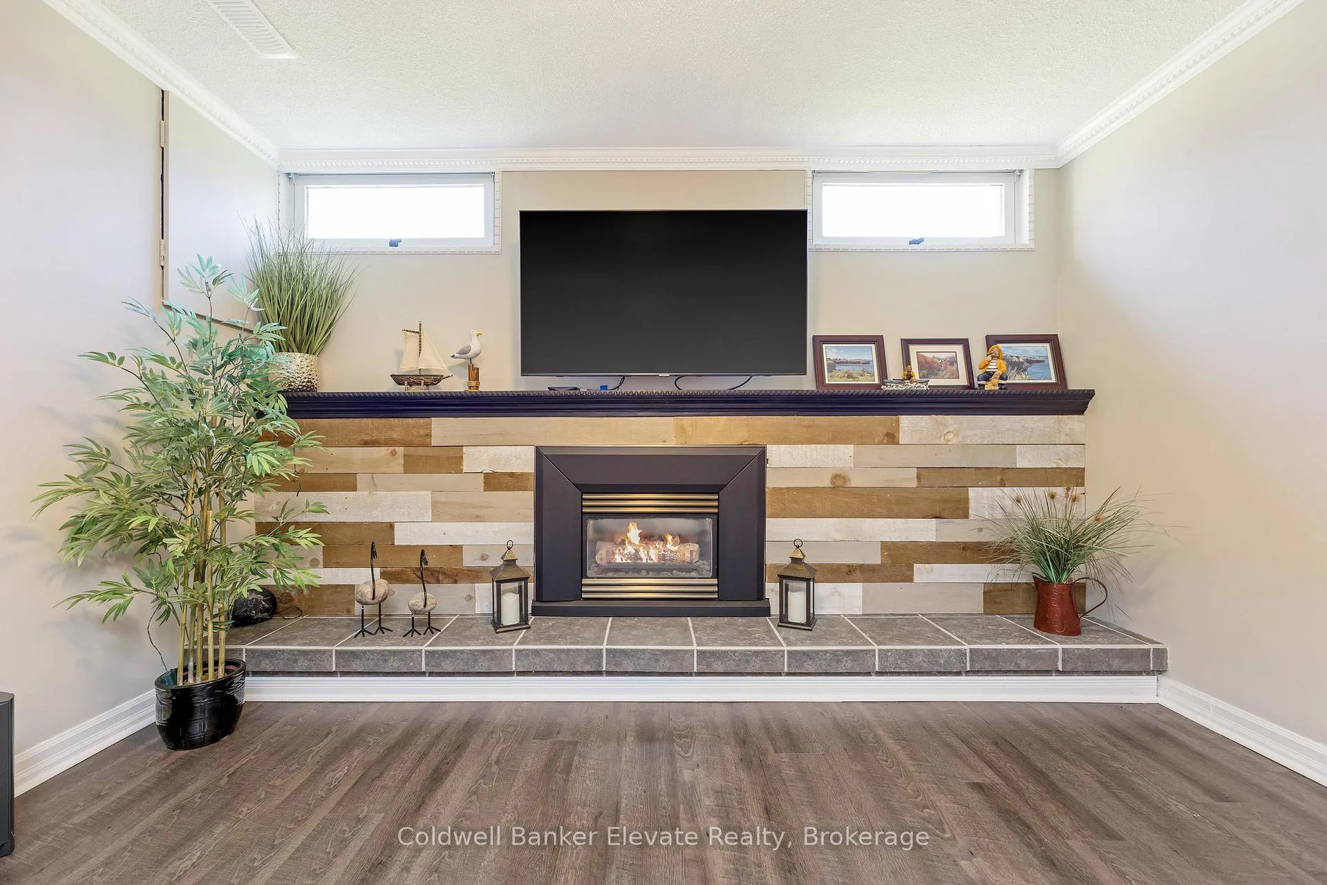 Photo 21 of 10 Gilston Parkway, Brant, Paris — HOMEH