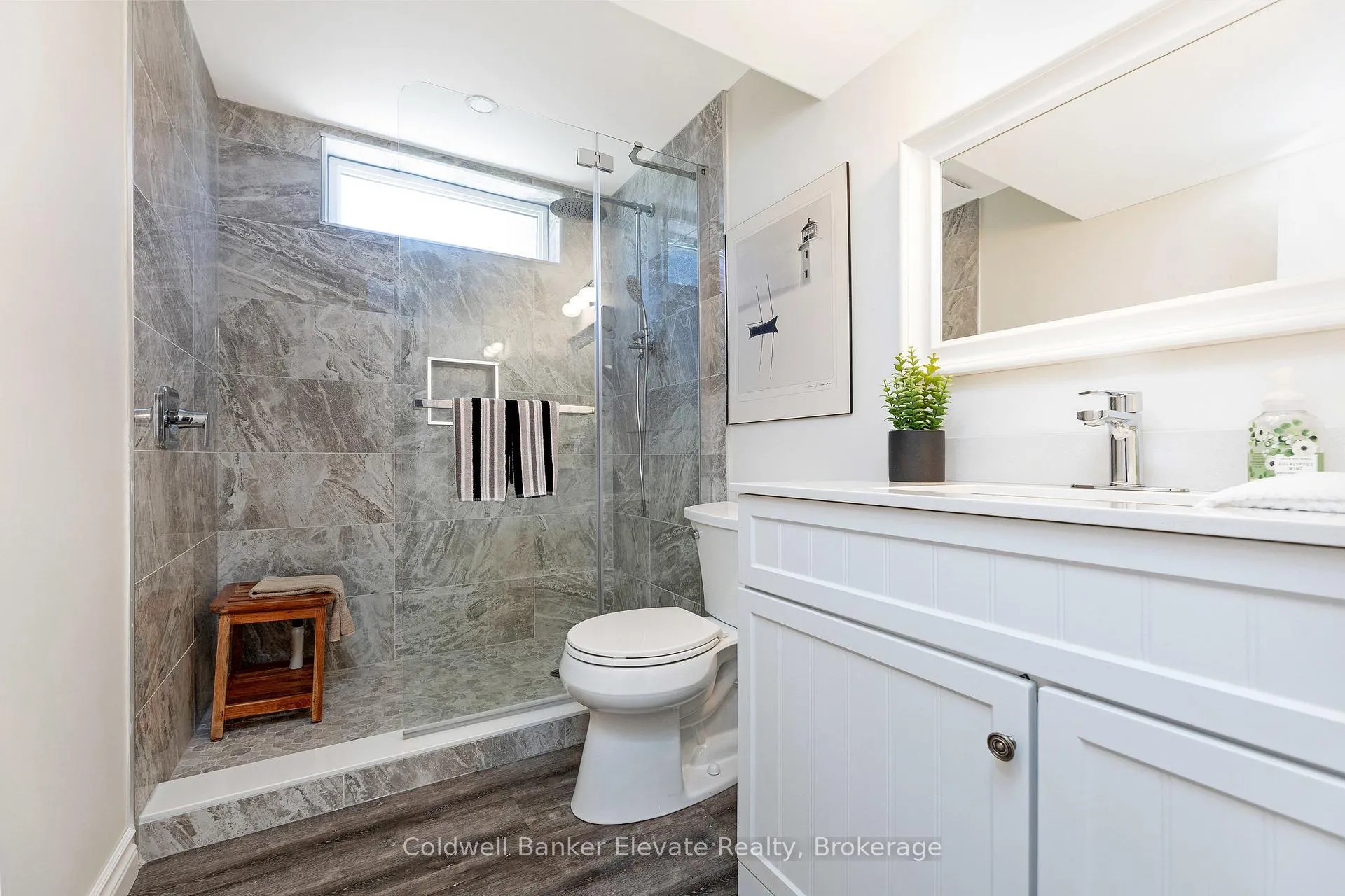 Photo 22 of 10 Gilston Parkway, Brant, Paris — HOMEH