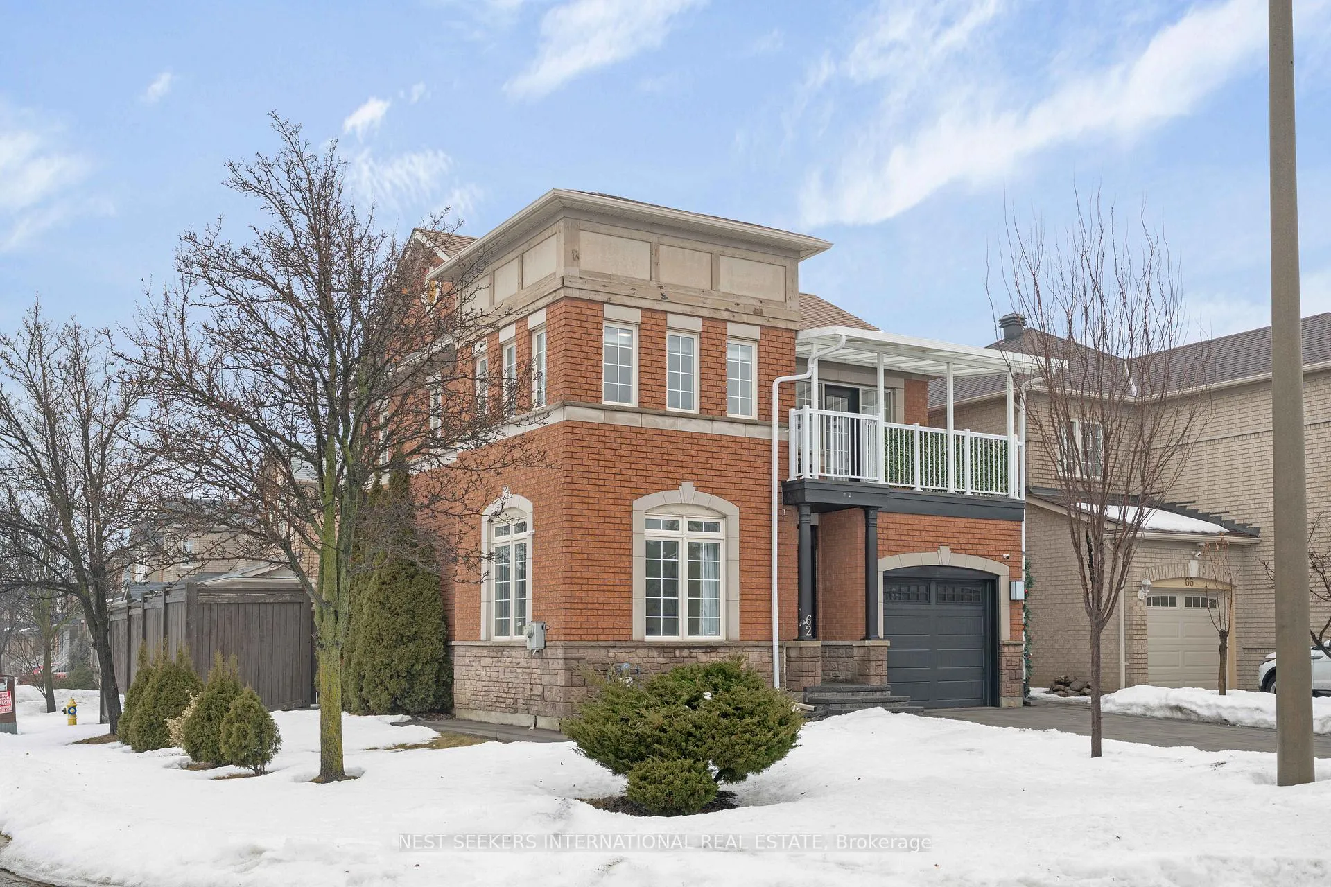 Photo 5 of 62 Legnano Crescent, Vaughan, Vellore Village — HOMEH