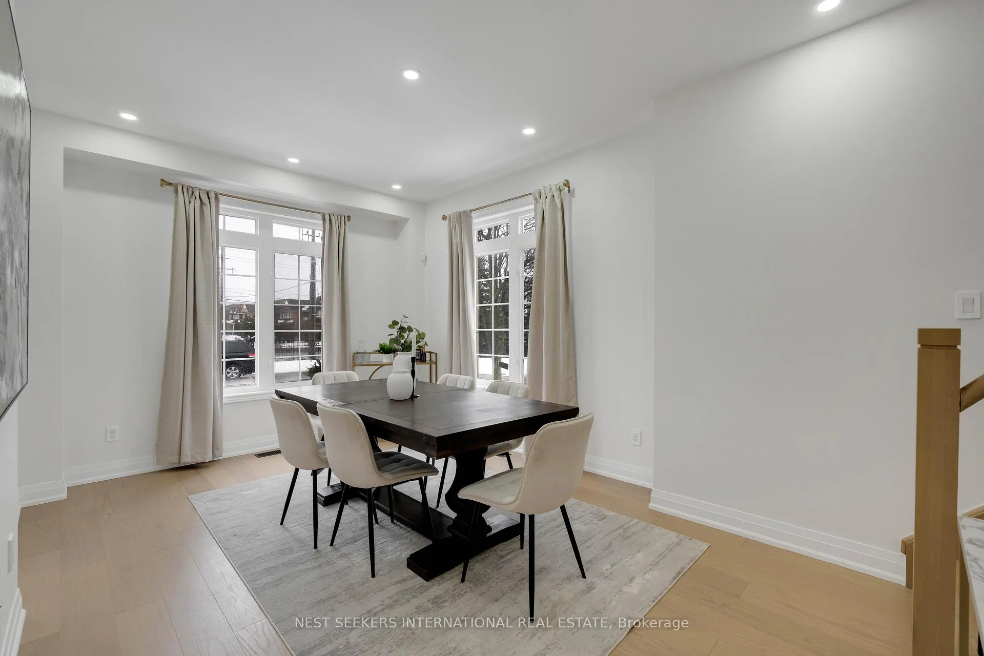 Photo 10 of 62 Legnano Crescent, Vaughan, Vellore Village — HOMEH