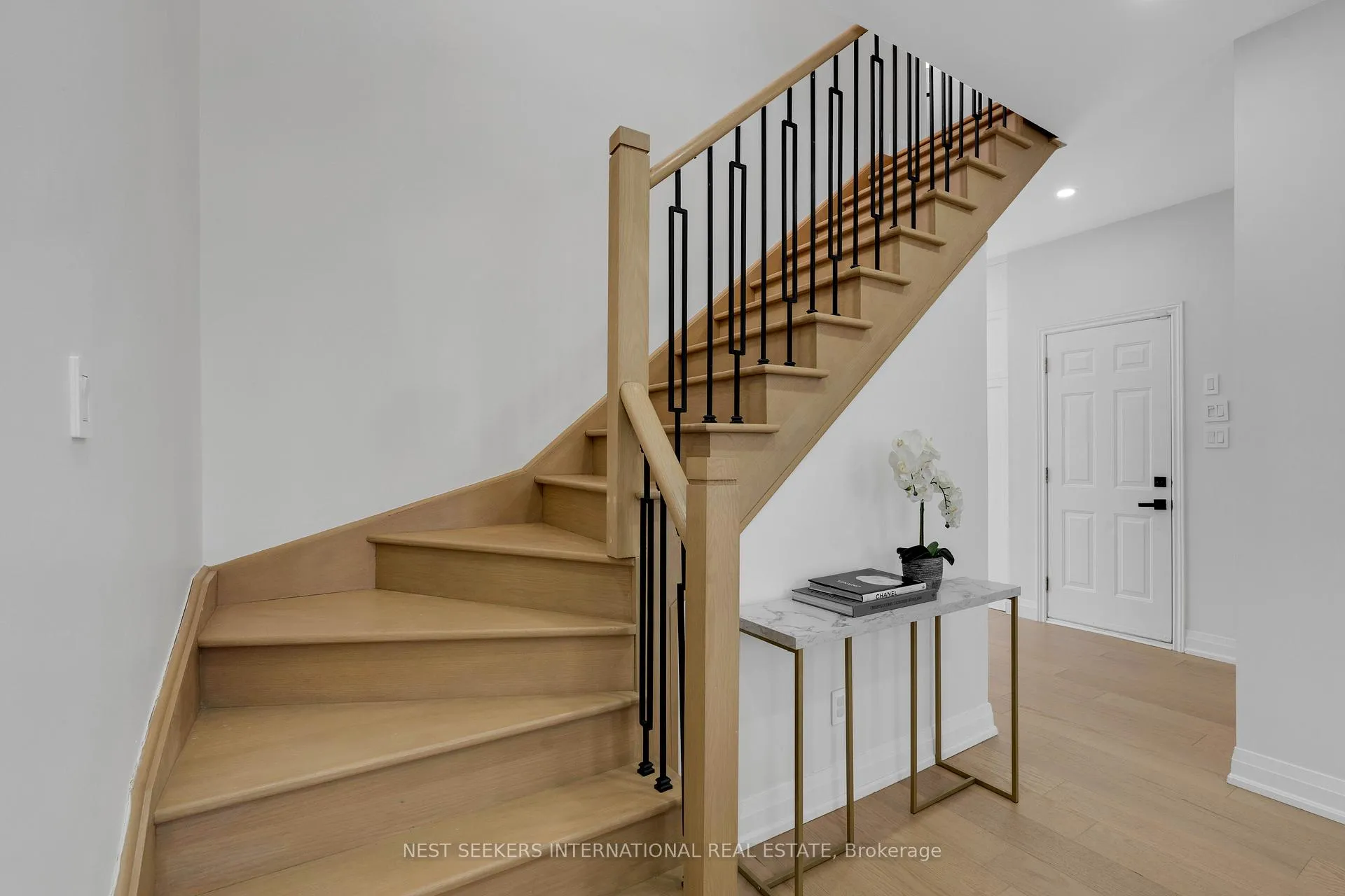 Photo 18 of 62 Legnano Crescent, Vaughan, Vellore Village — HOMEH