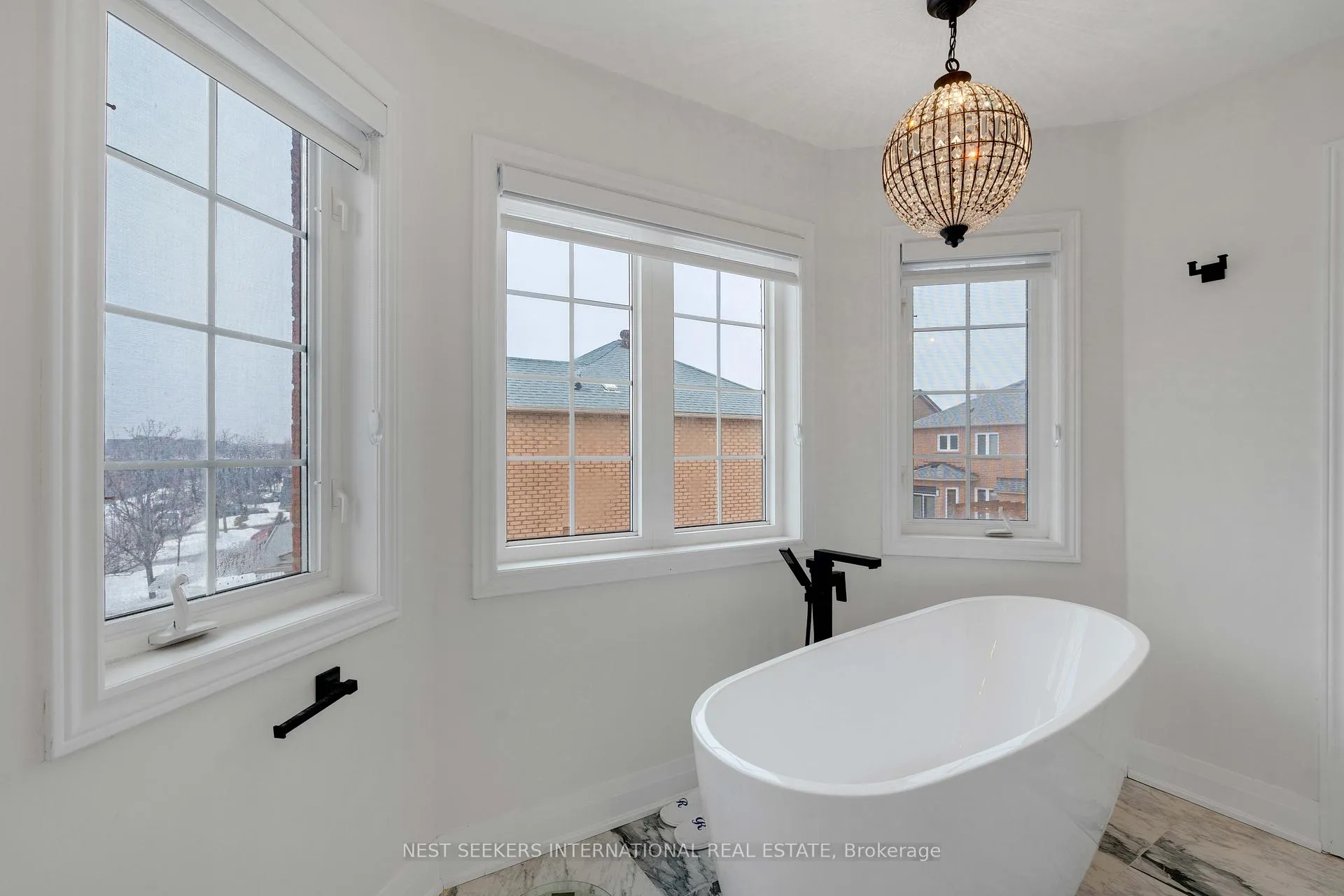 Photo 24 of 62 Legnano Crescent, Vaughan, Vellore Village — HOMEH