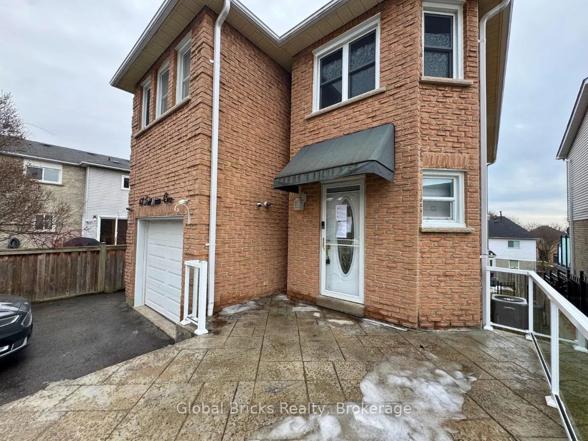 Photo 3 of 41 Fieldview Crescent, Whitby, Blue Grass Meadows — HOMEH