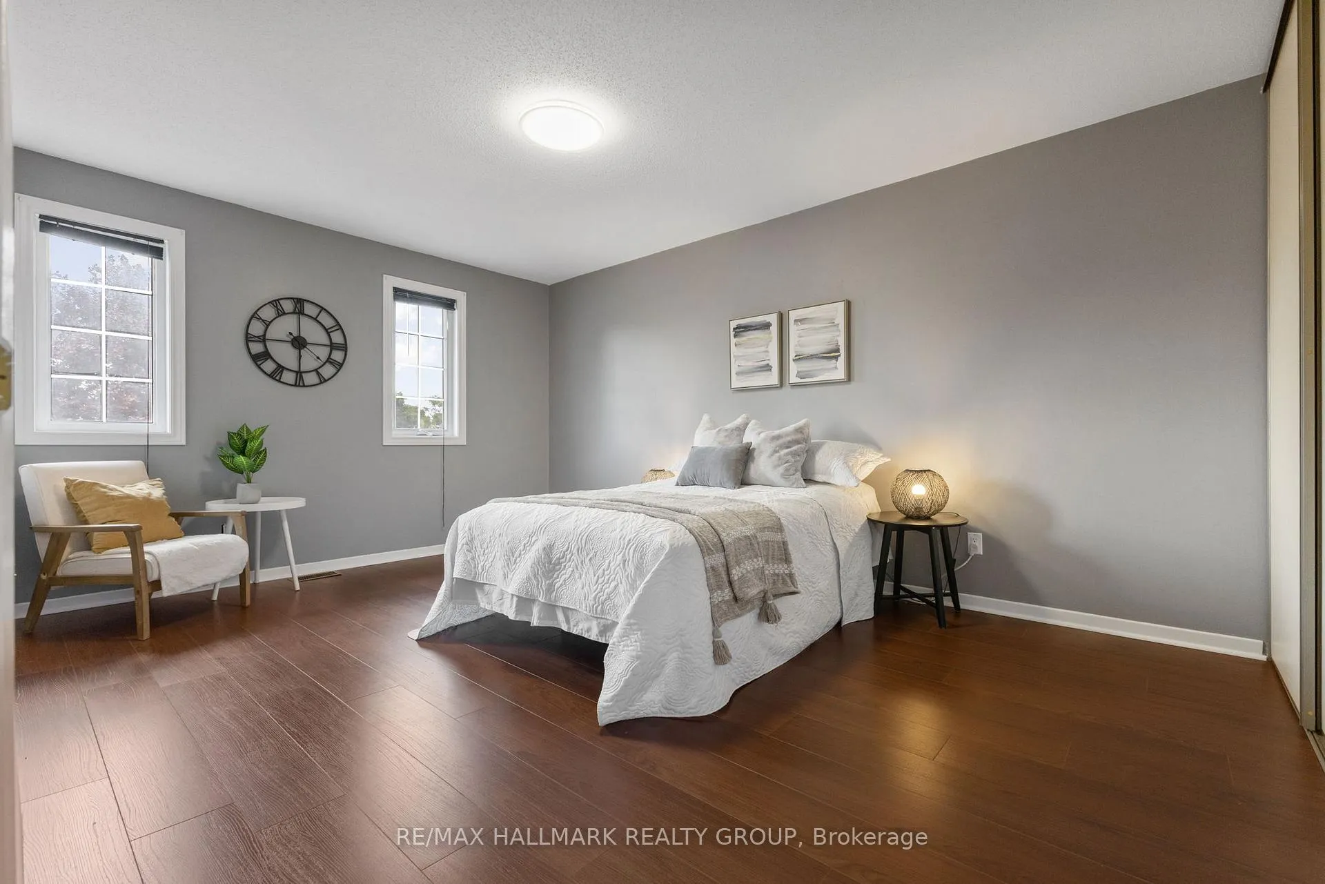 Photo 24 of 19 Notman Way, Ottawa, Hunt Club Park — HOMEH