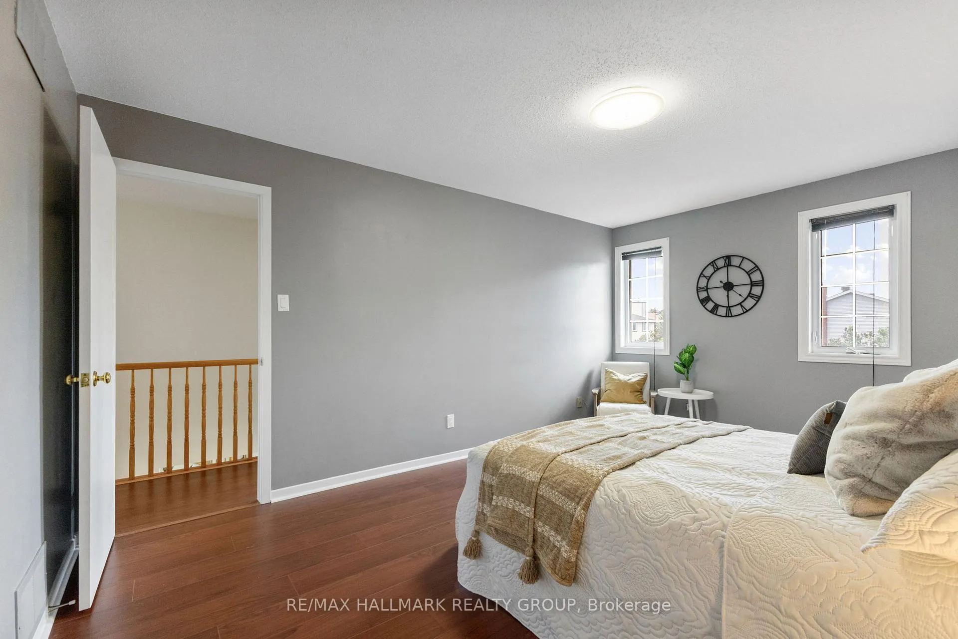 Photo 25 of 19 Notman Way, Ottawa, Hunt Club Park — HOMEH