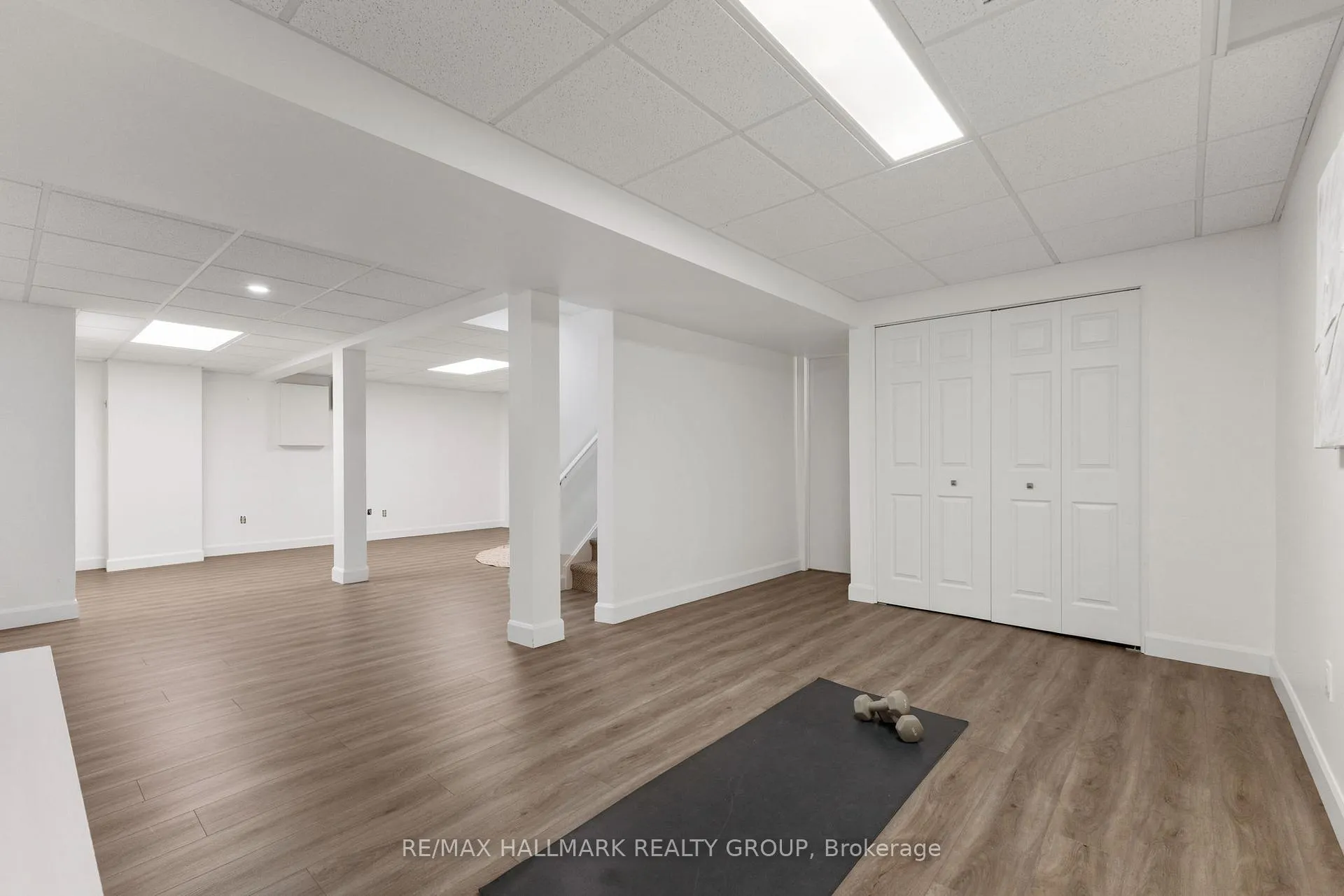 Photo 35 of 19 Notman Way, Ottawa, Hunt Club Park — HOMEH