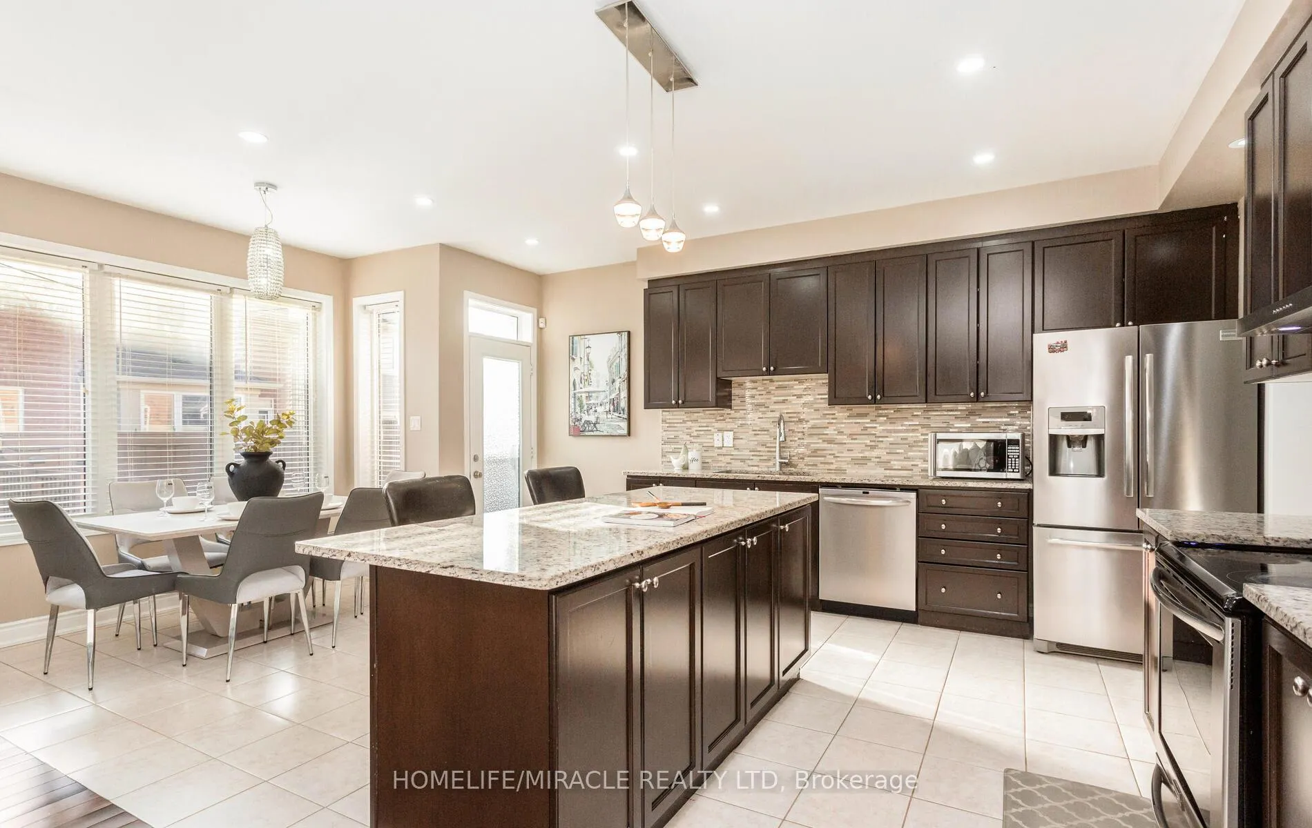 Photo 12 of 35 Killick Road, Brampton, Northwest Brampton — HOMEH